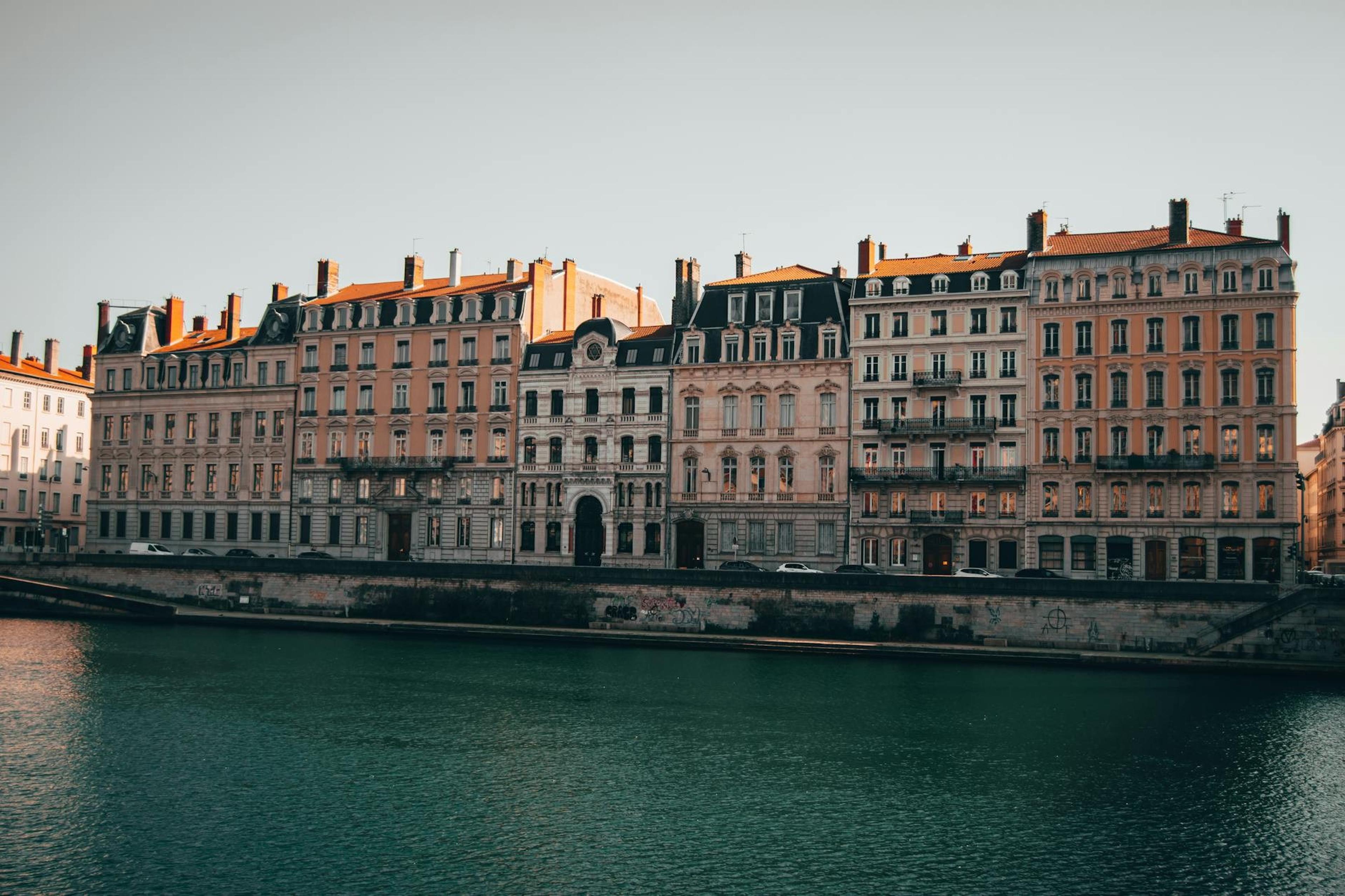 Lione