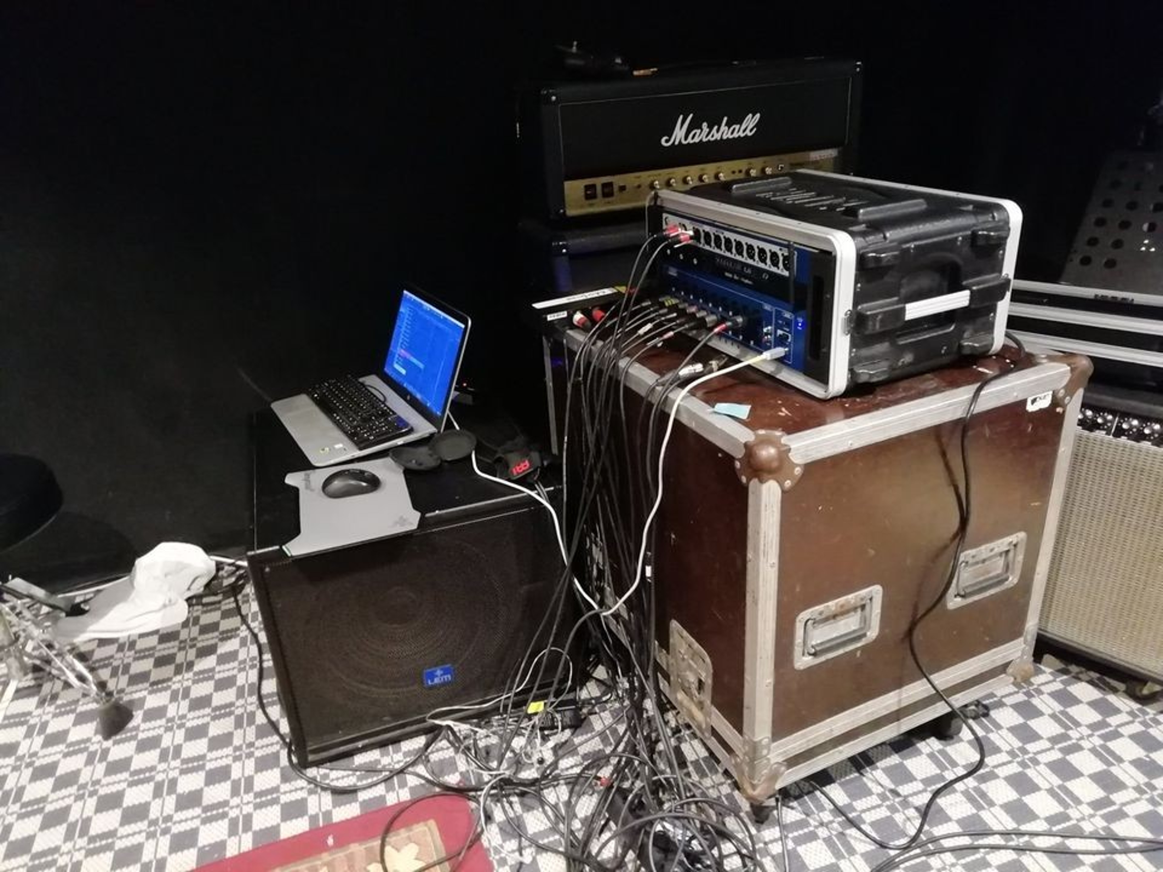 AM Rock Studio — foto 2