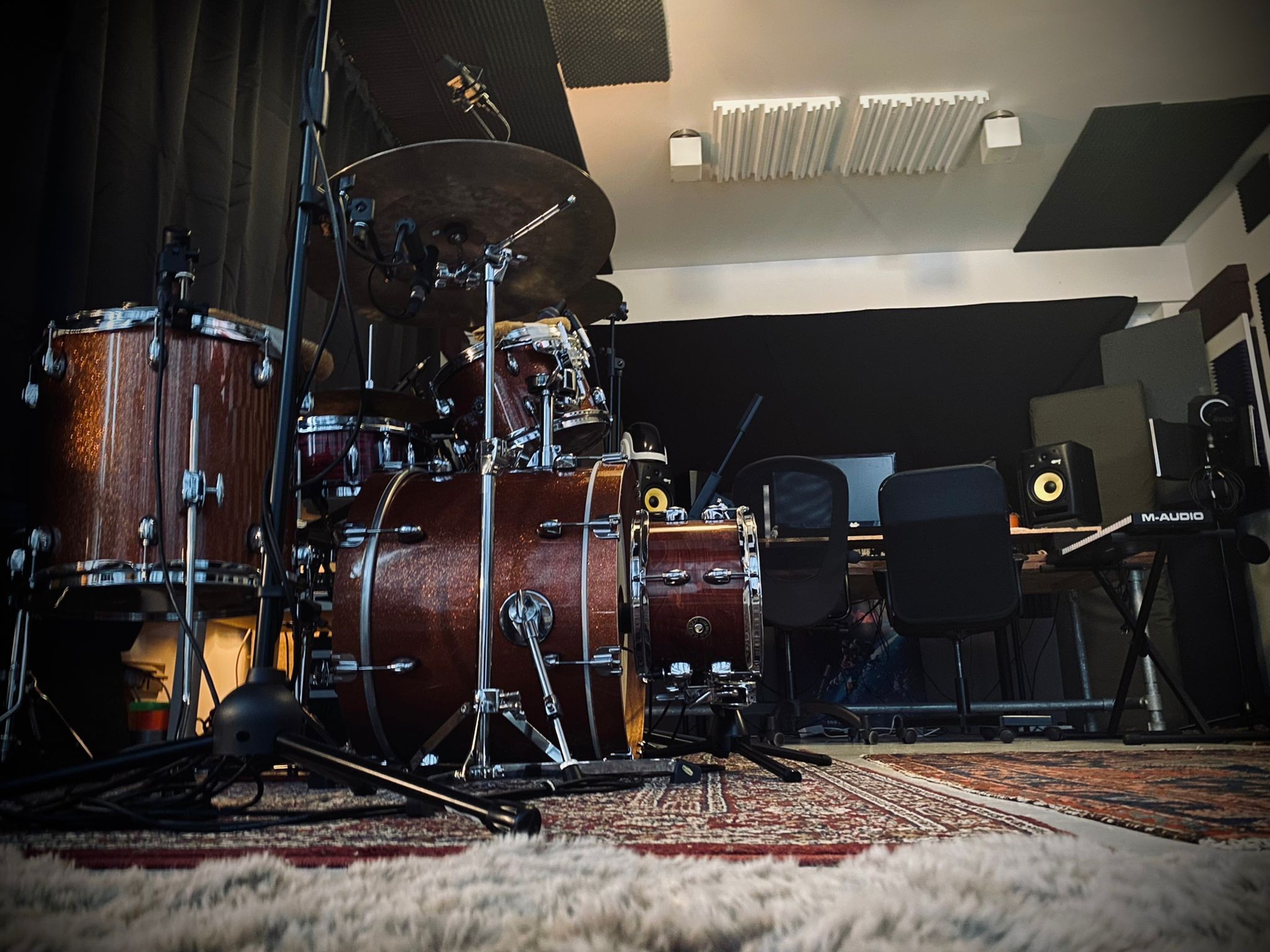 Recording & Rehearsal Studio With A Huge Terrace — photo 3