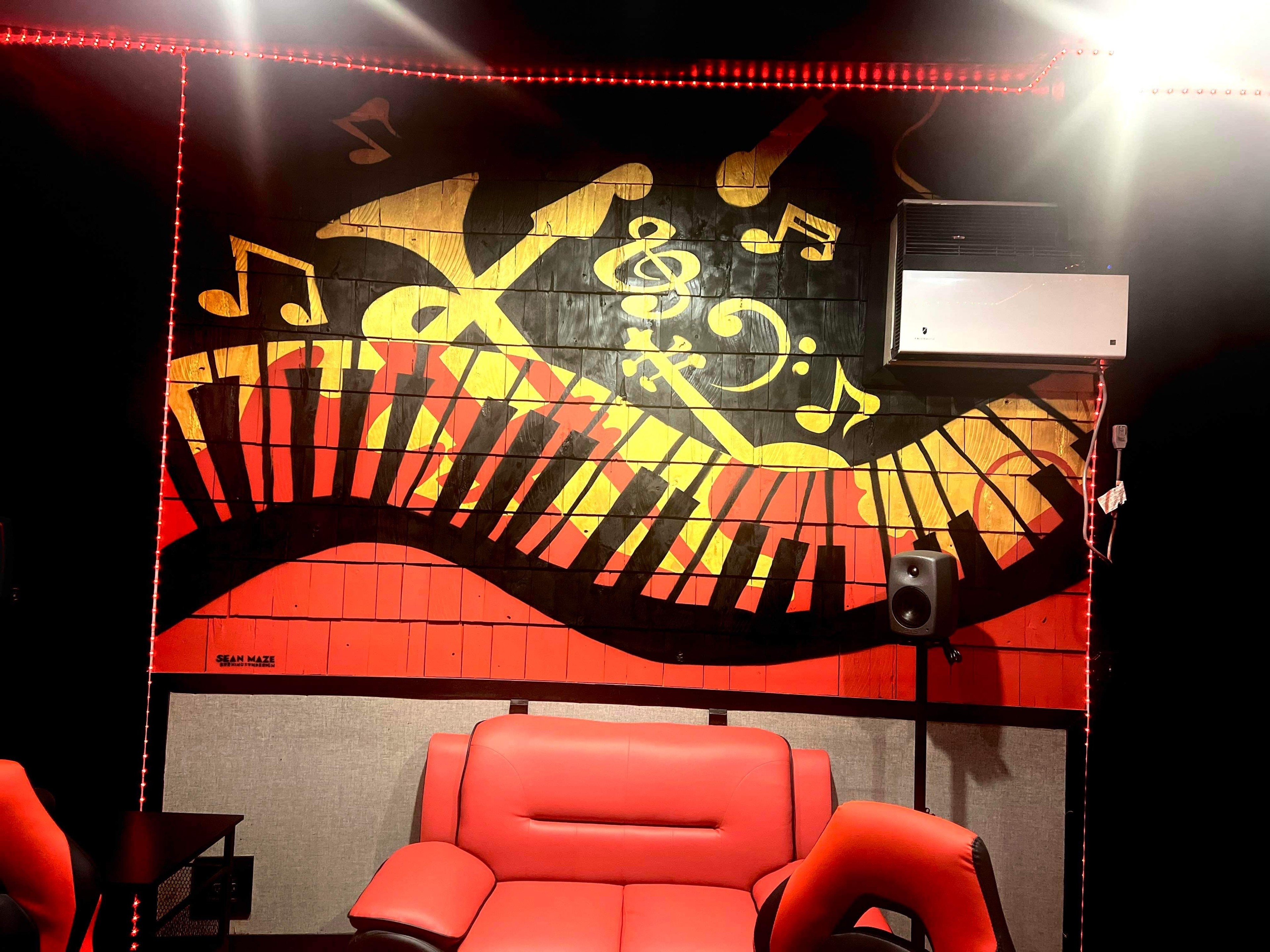 Taylored Made Creative Studio — photo 3