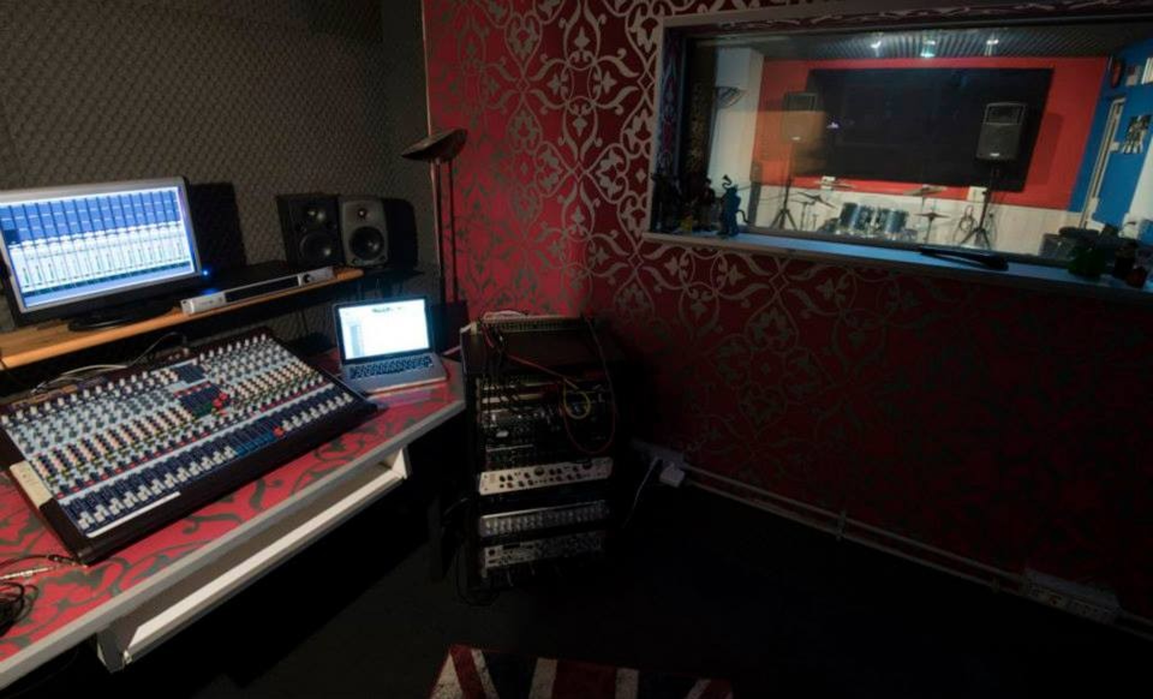 Spacious rehearsal room and recording studio — foto 4