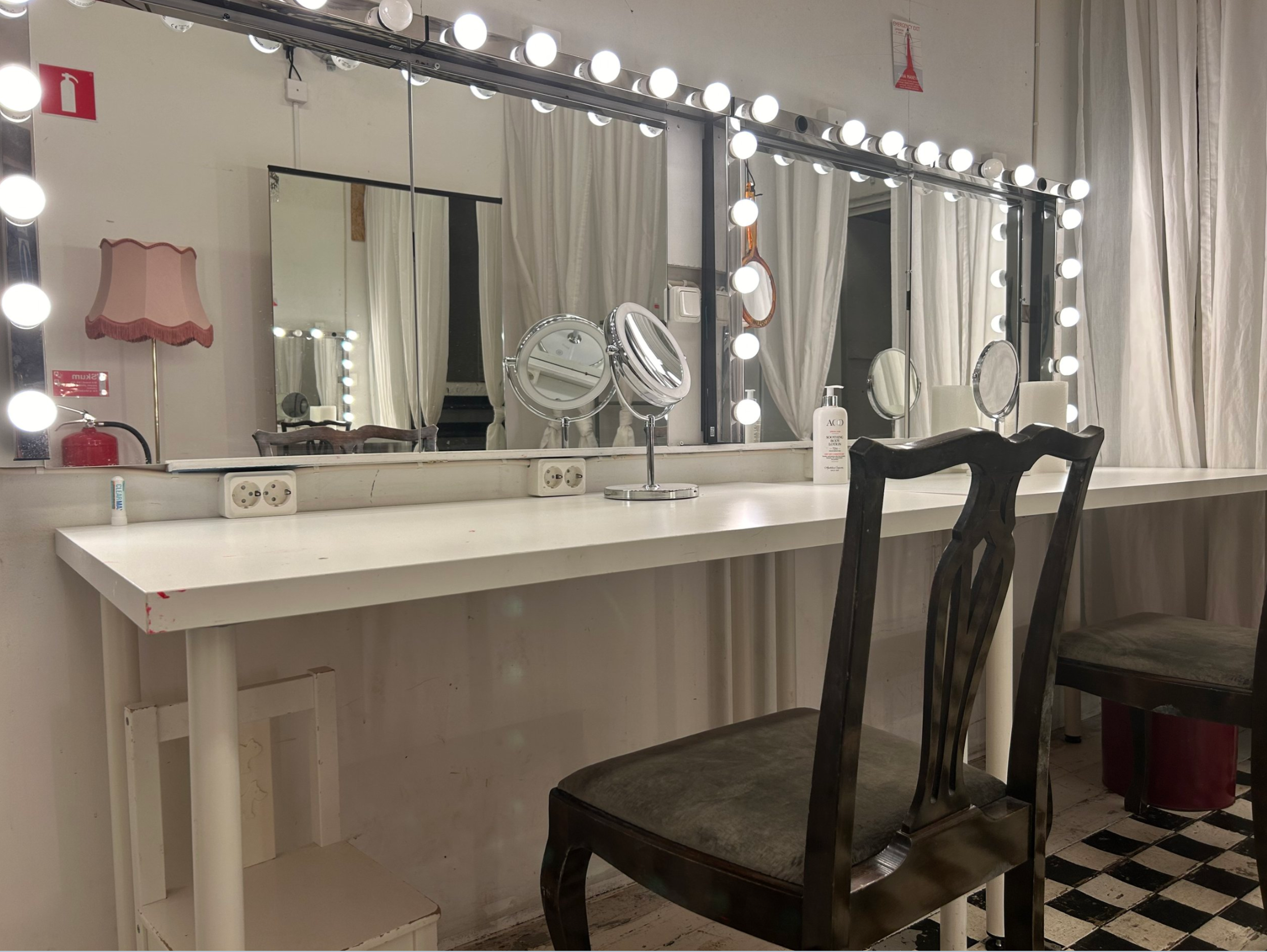 Teater Giljotin — foto 3
