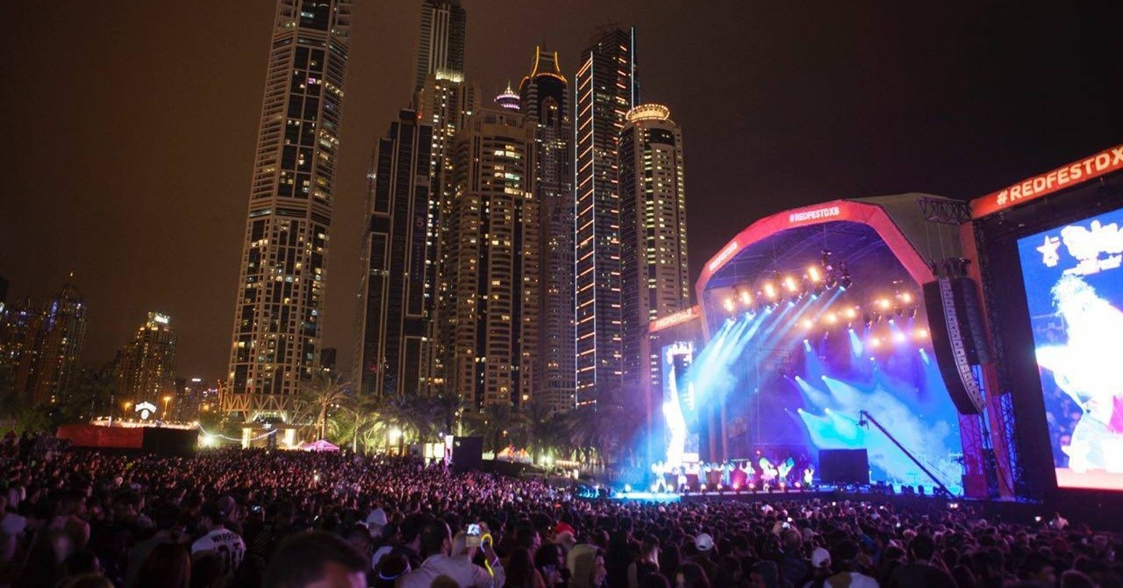 Grand Event with Dubai's Skyscraper — Foto 4