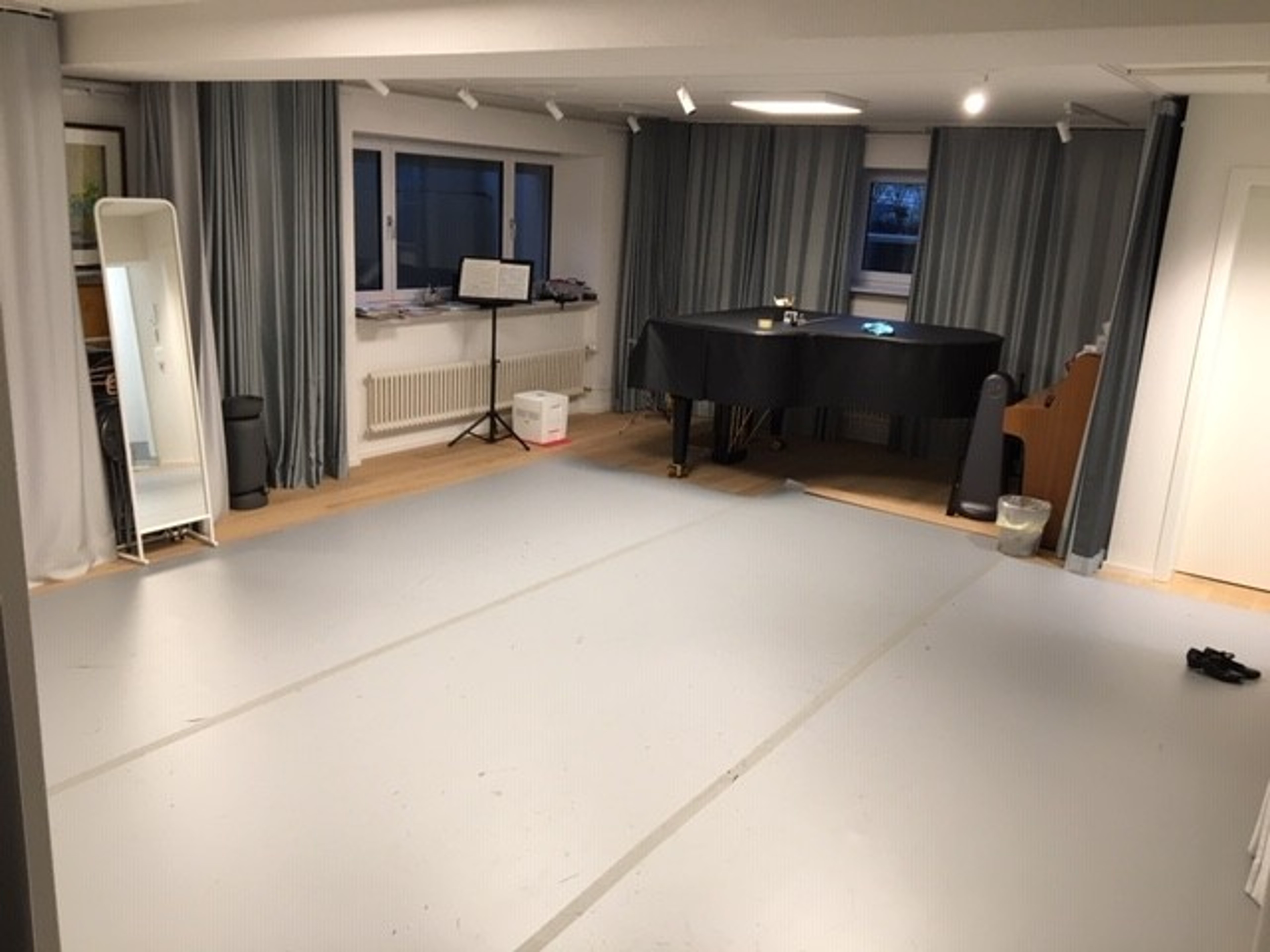 Studio for music, dance, yoga,...two Grand Pianos! — foto 5