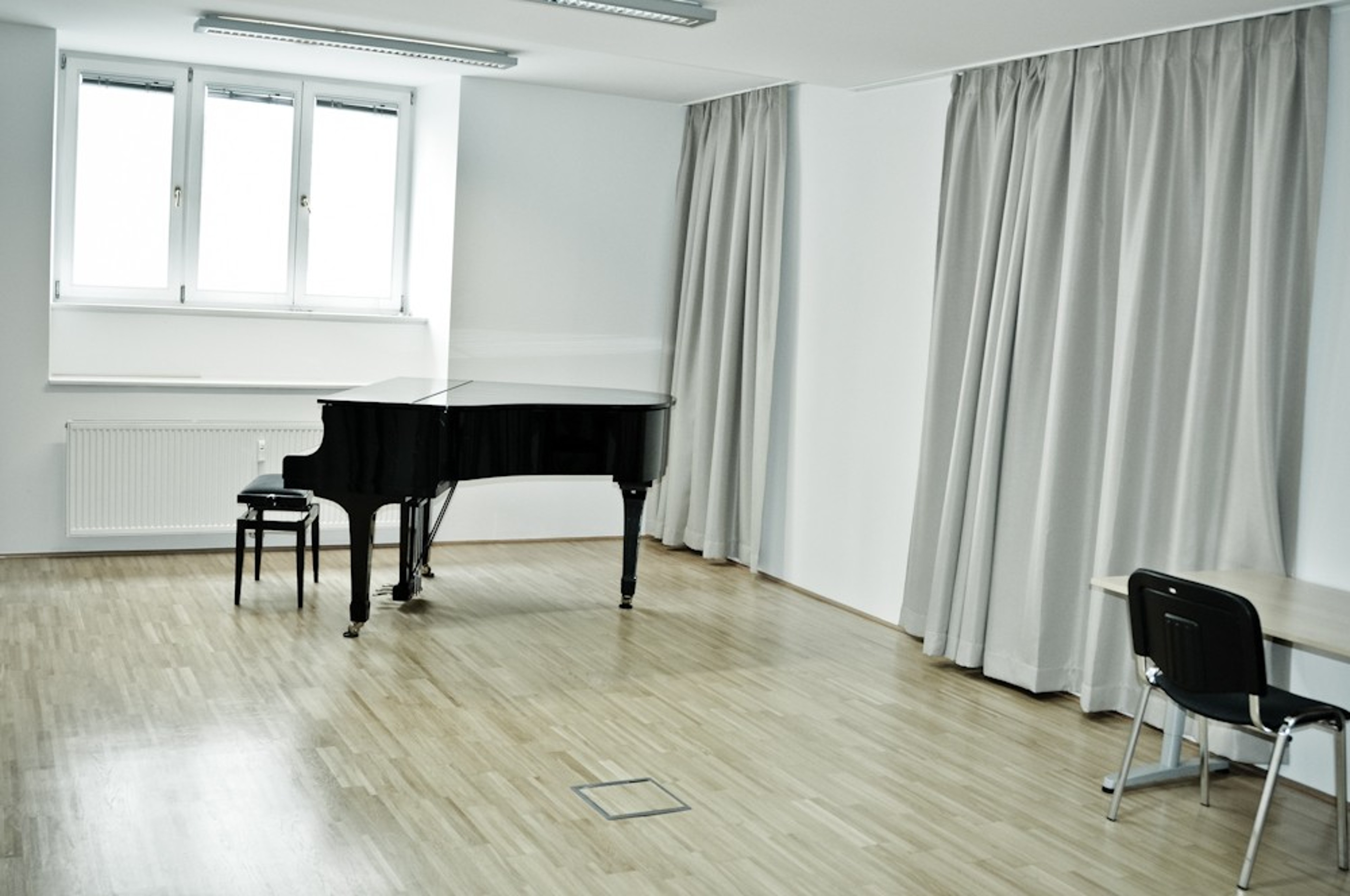 MAXTON studio — Foto 3
