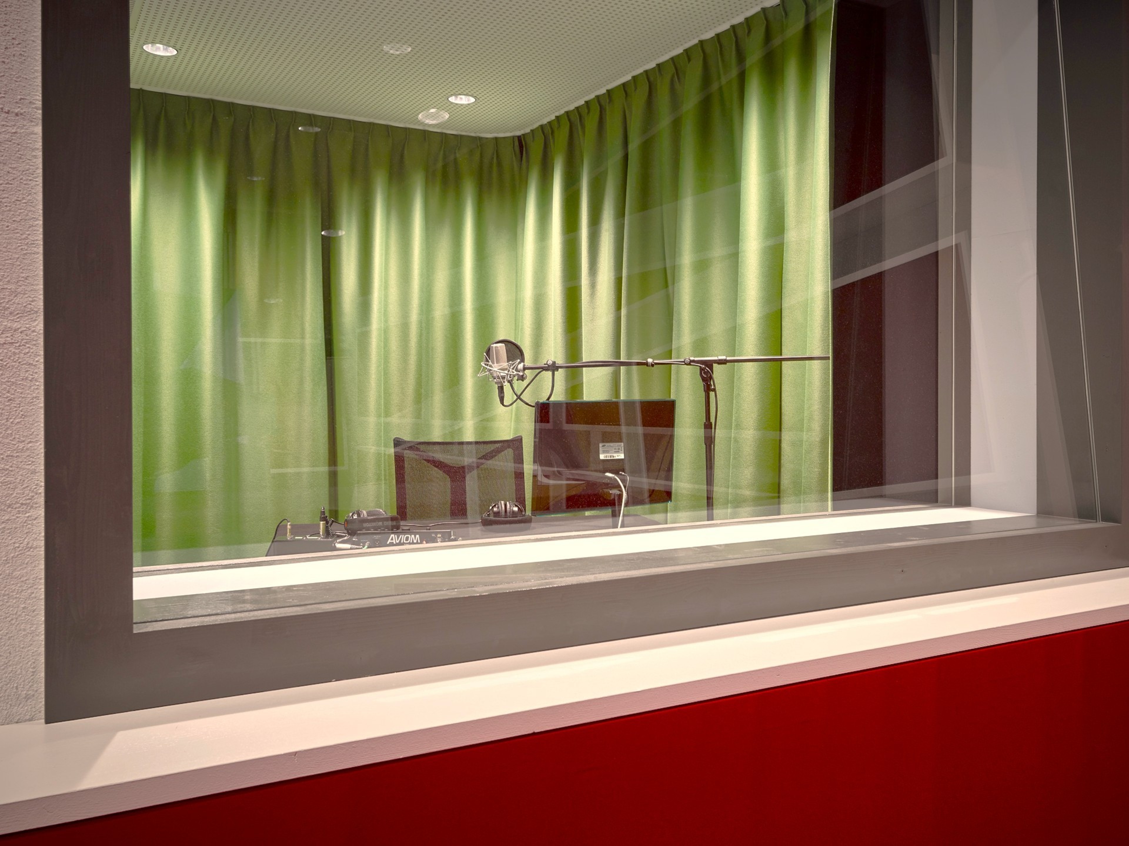 Live Room 3 – Small Recording Booth — foto 2