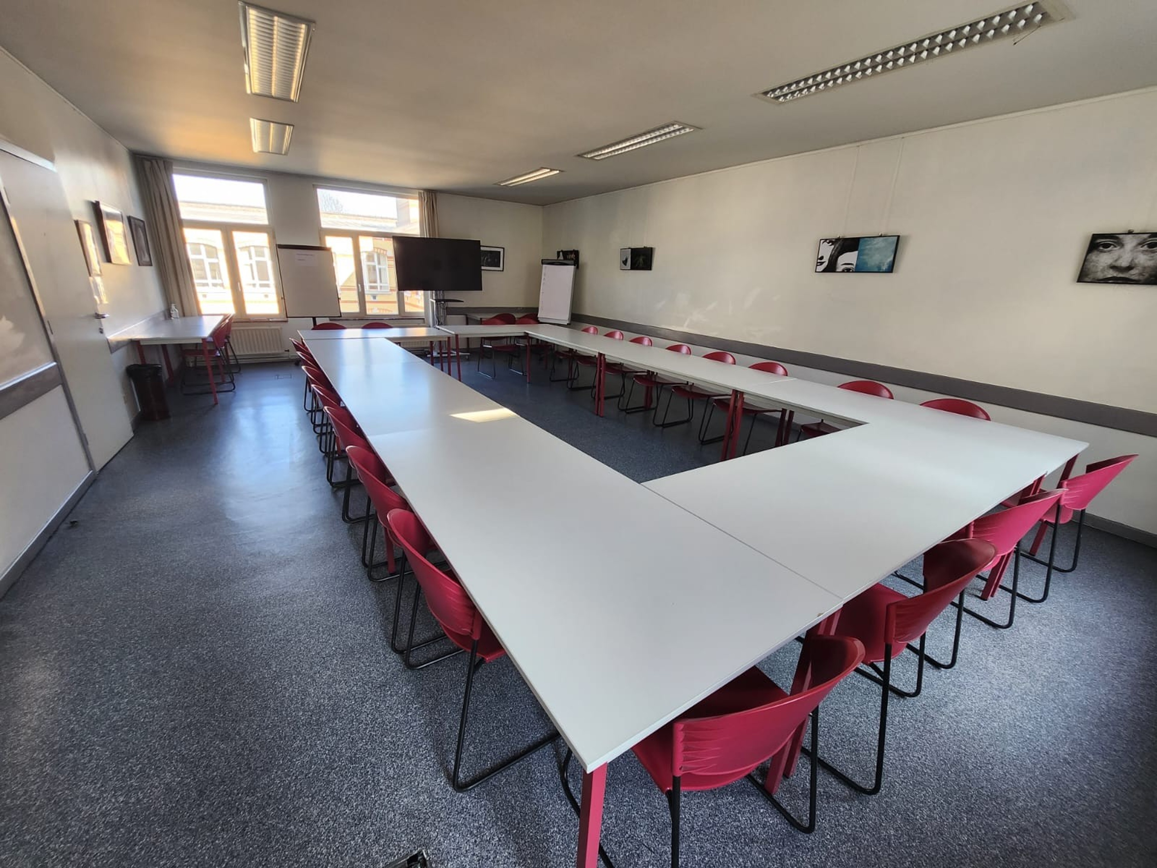 ROSA PARKS: Meeting Room — foto 3