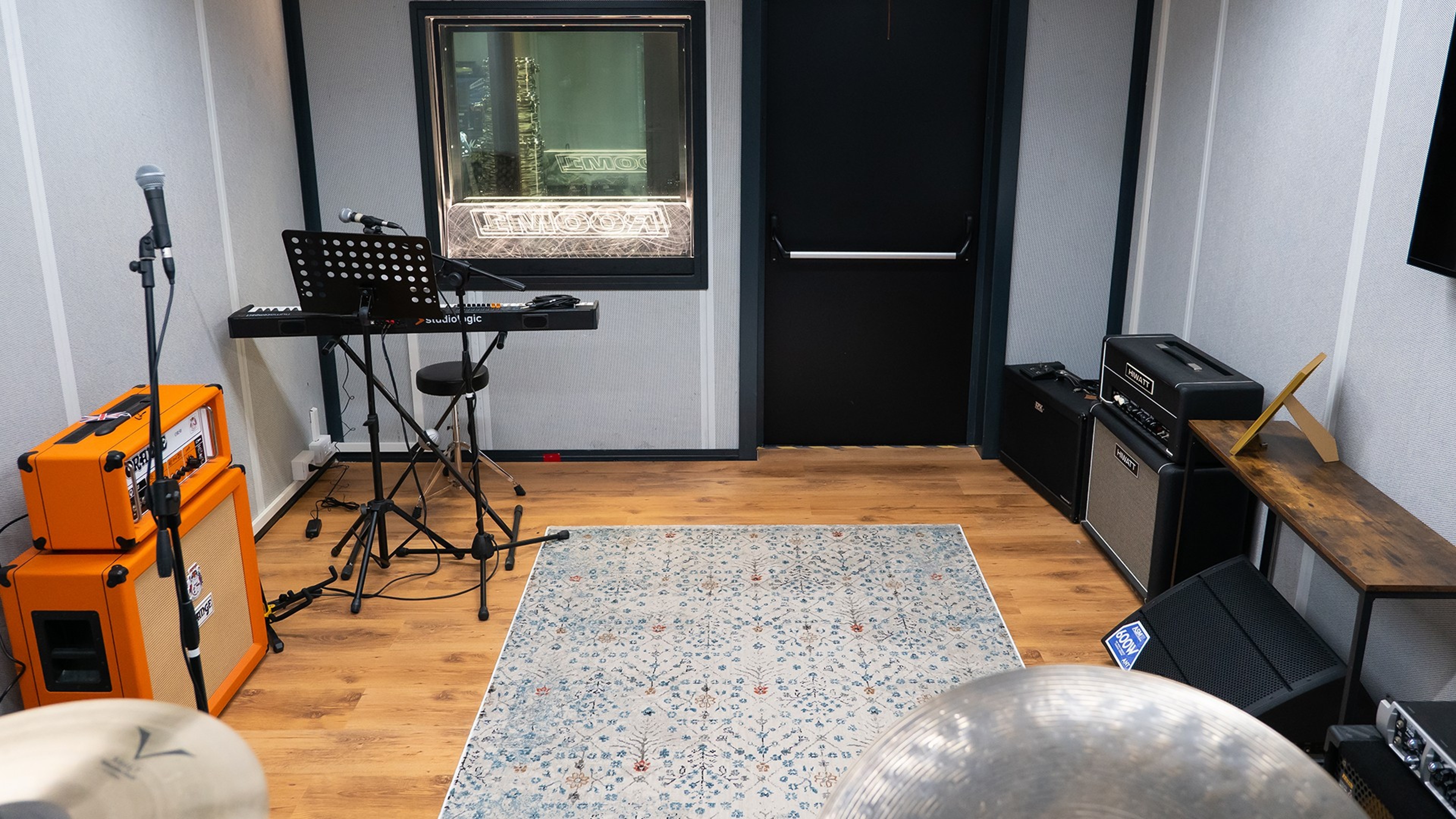 REHEARSAL ROOM 1 — foto 5
