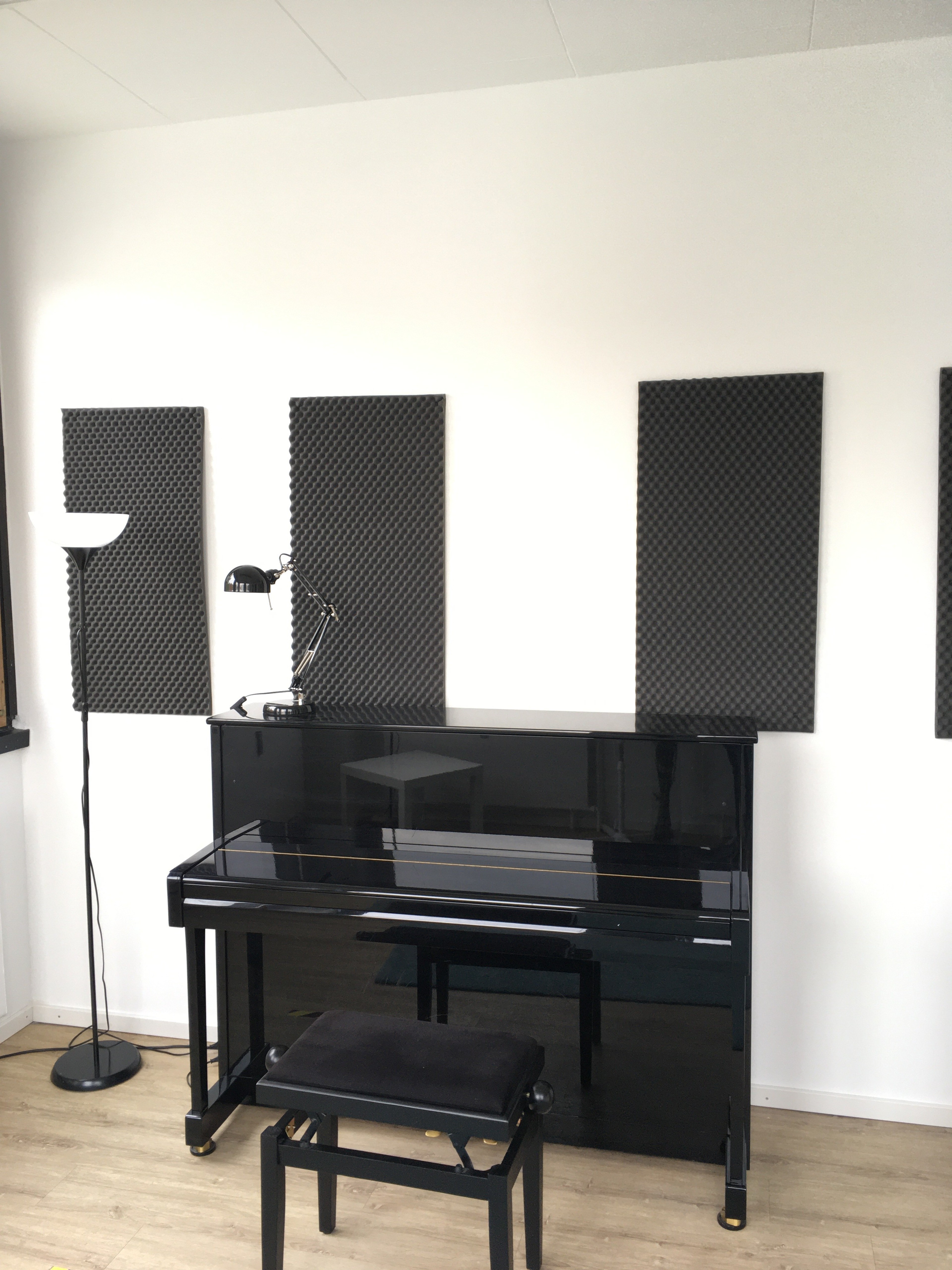 Rehearsal room - piano IV