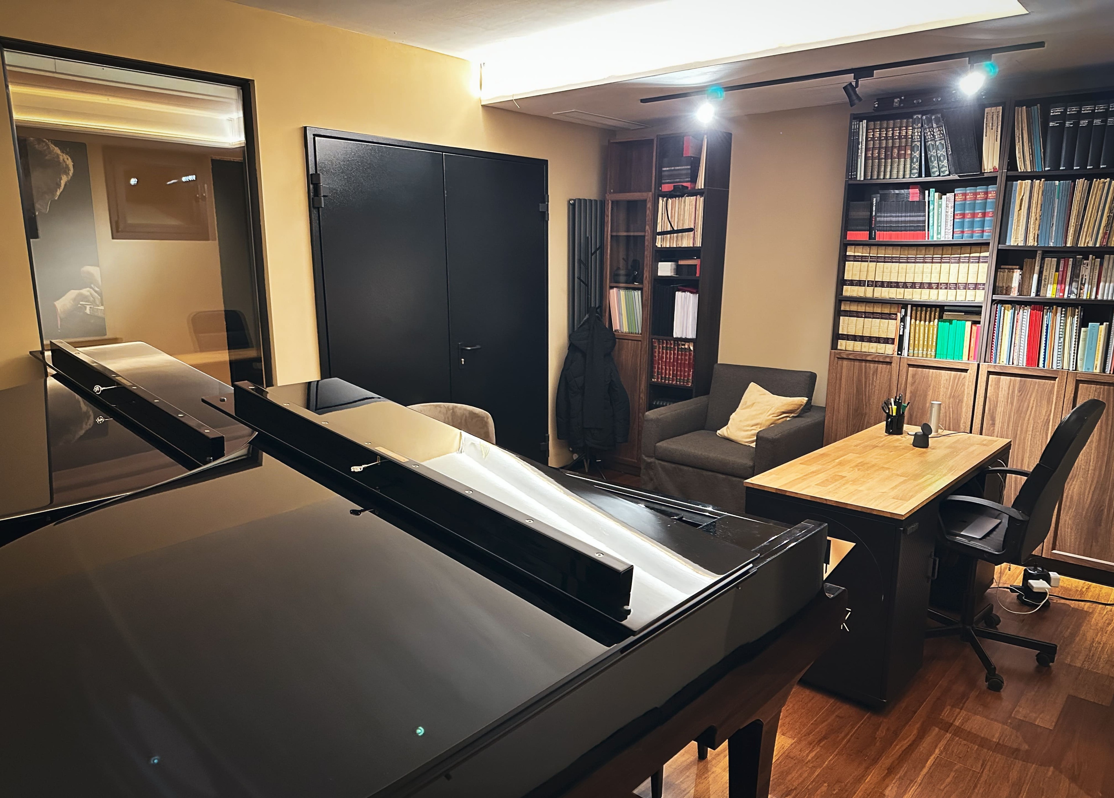 STUDIO 2 | PianoLink STUDIOS sono sale insonorizzate polifunzionali, smart, modulari e pensate per la musica. — Foto 5