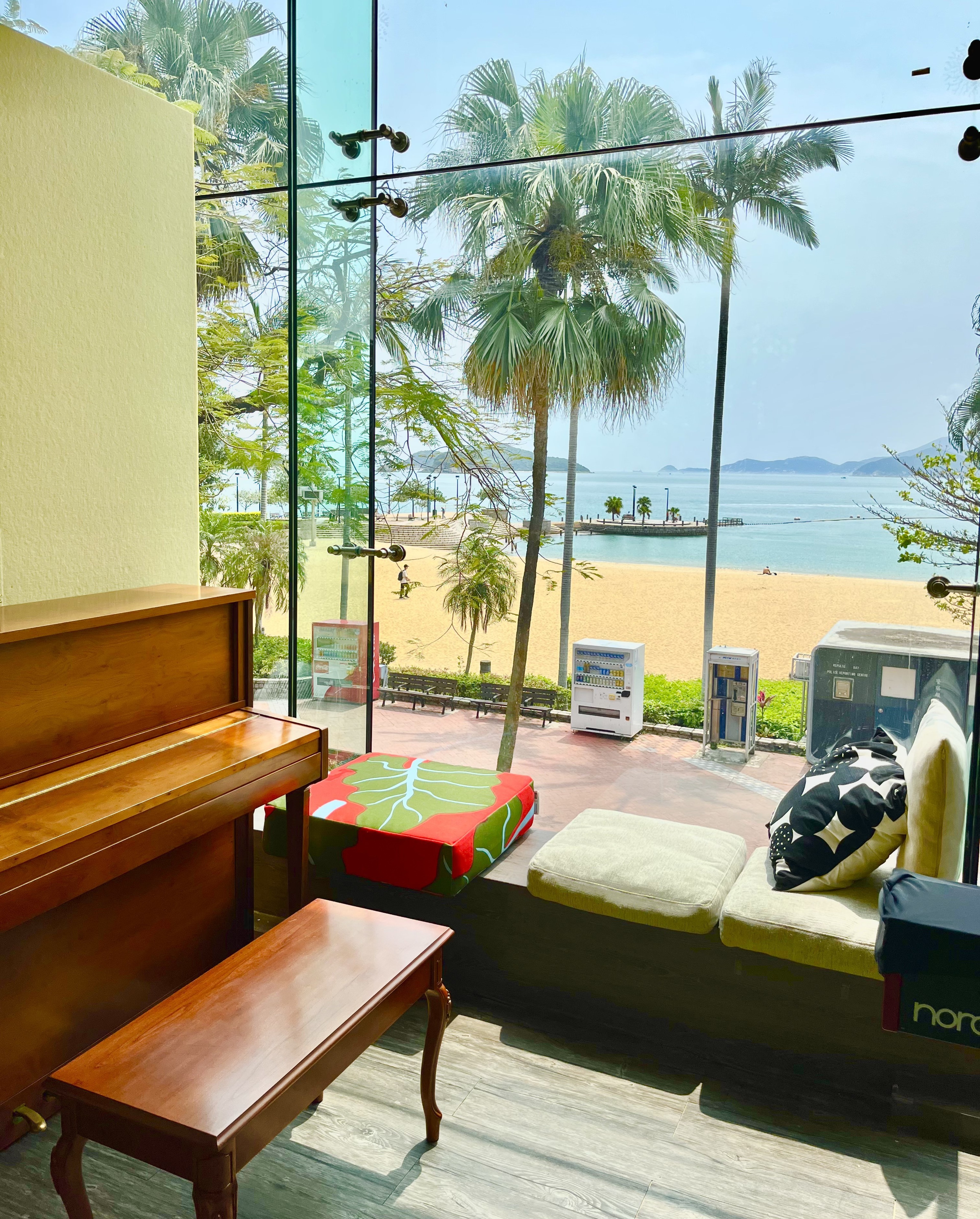 Recording or rehearsal studio facing the beach, HK — Foto 2