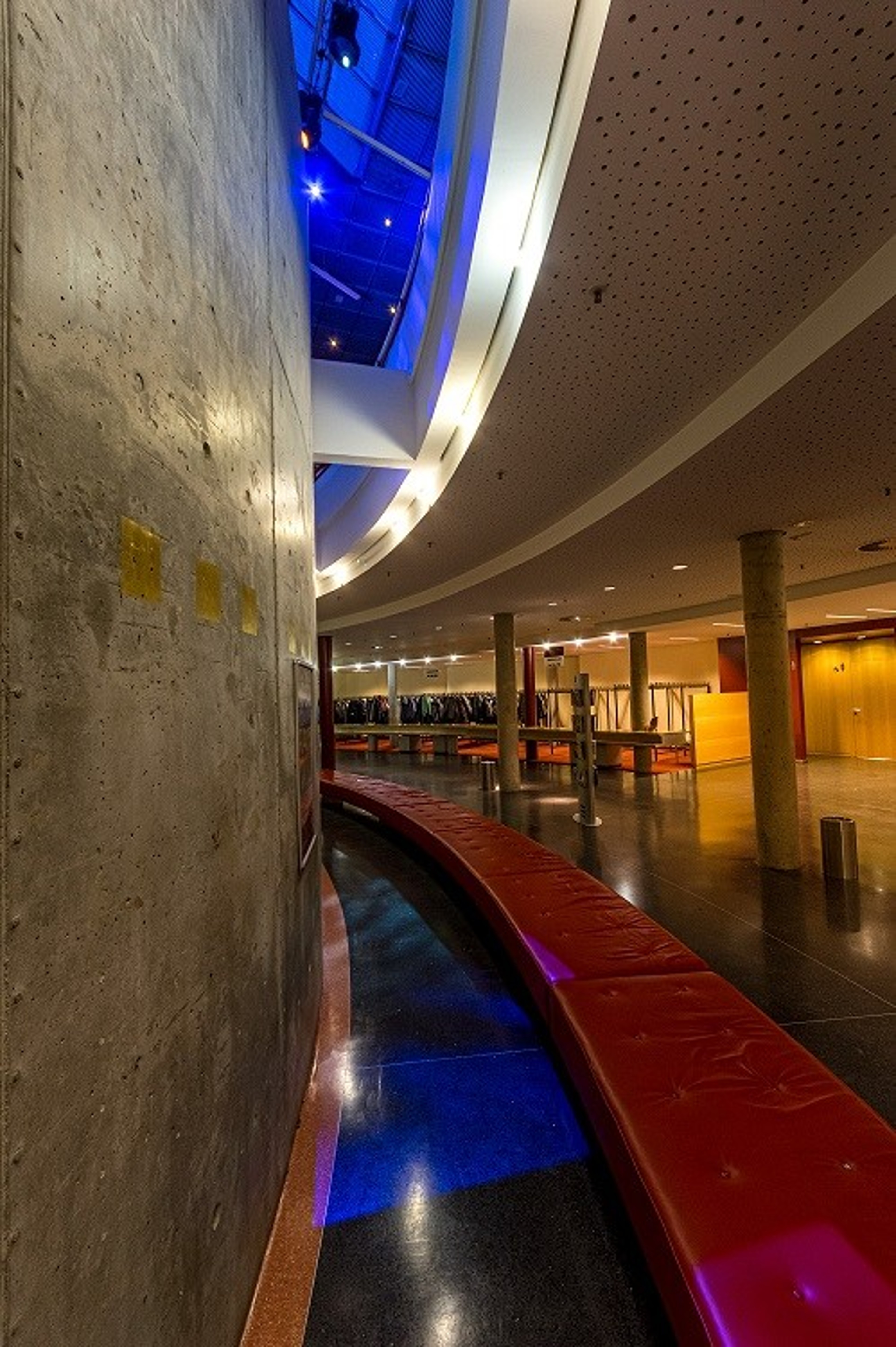 Elegant Foyer — Foto 4
