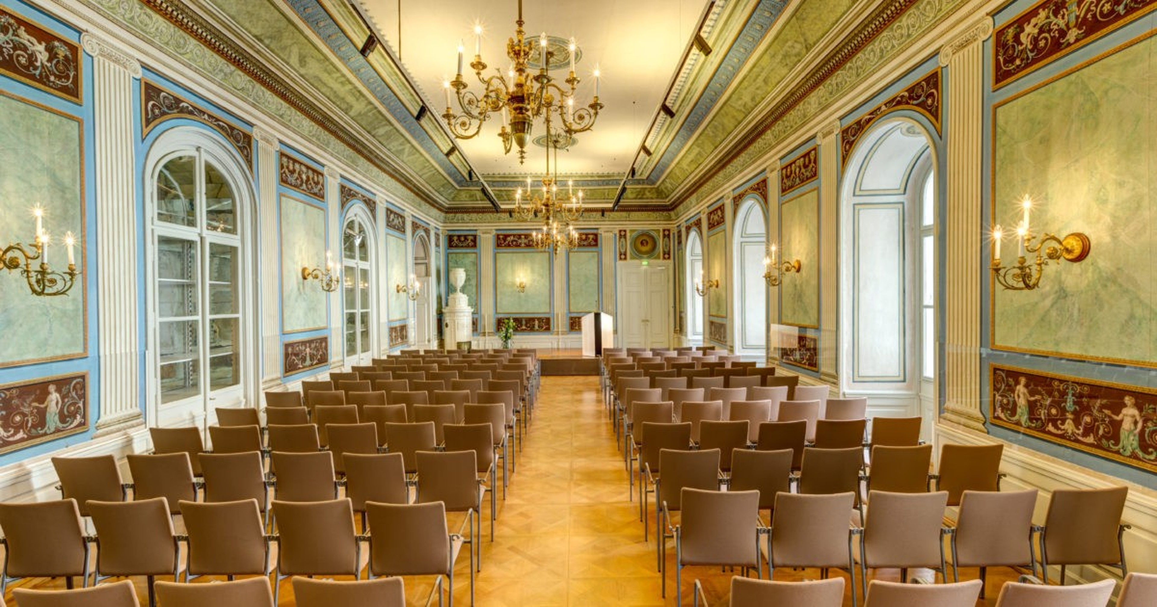 Empire Hall — foto 3