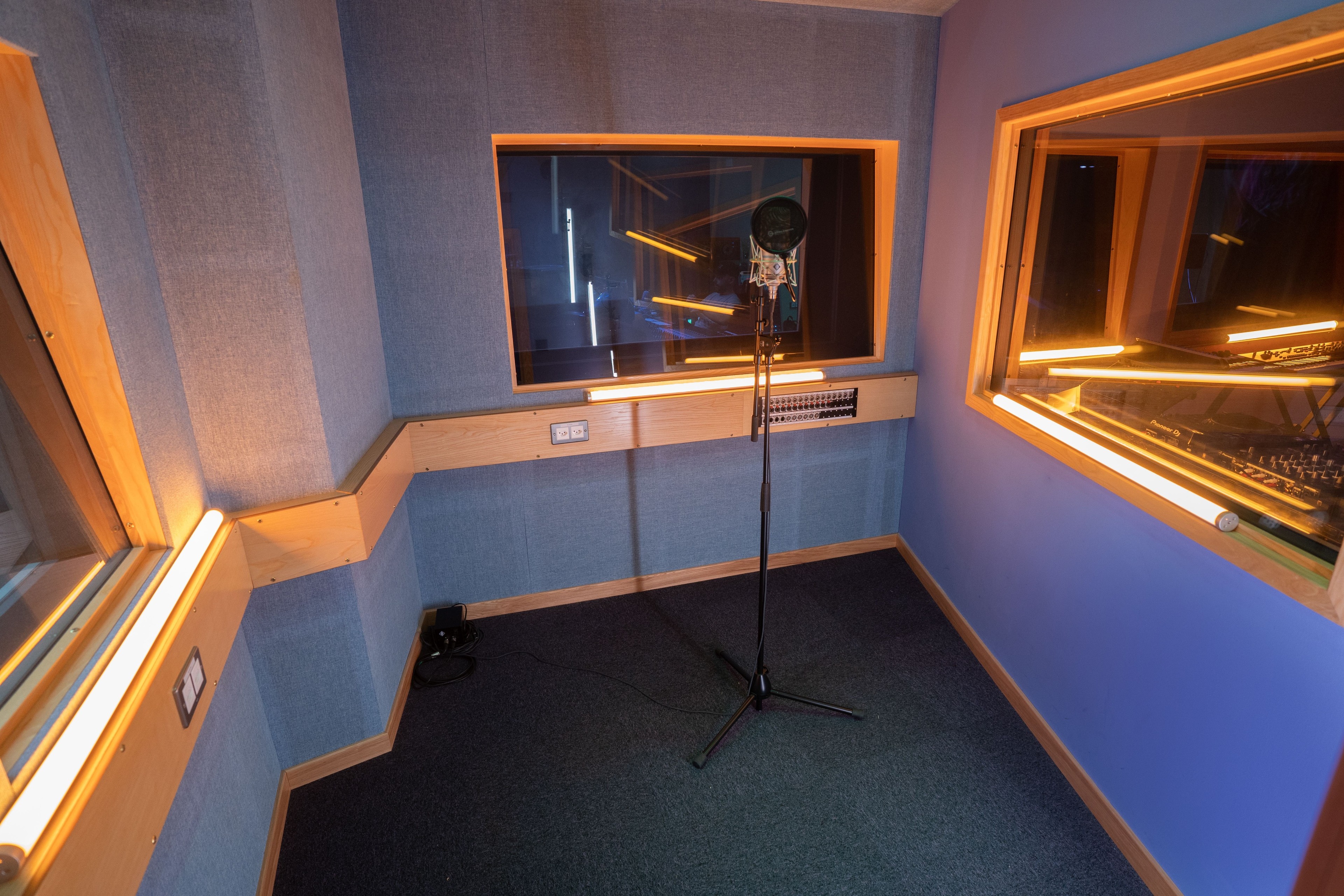 Hana Road Studios - Recording Studio — Foto 4