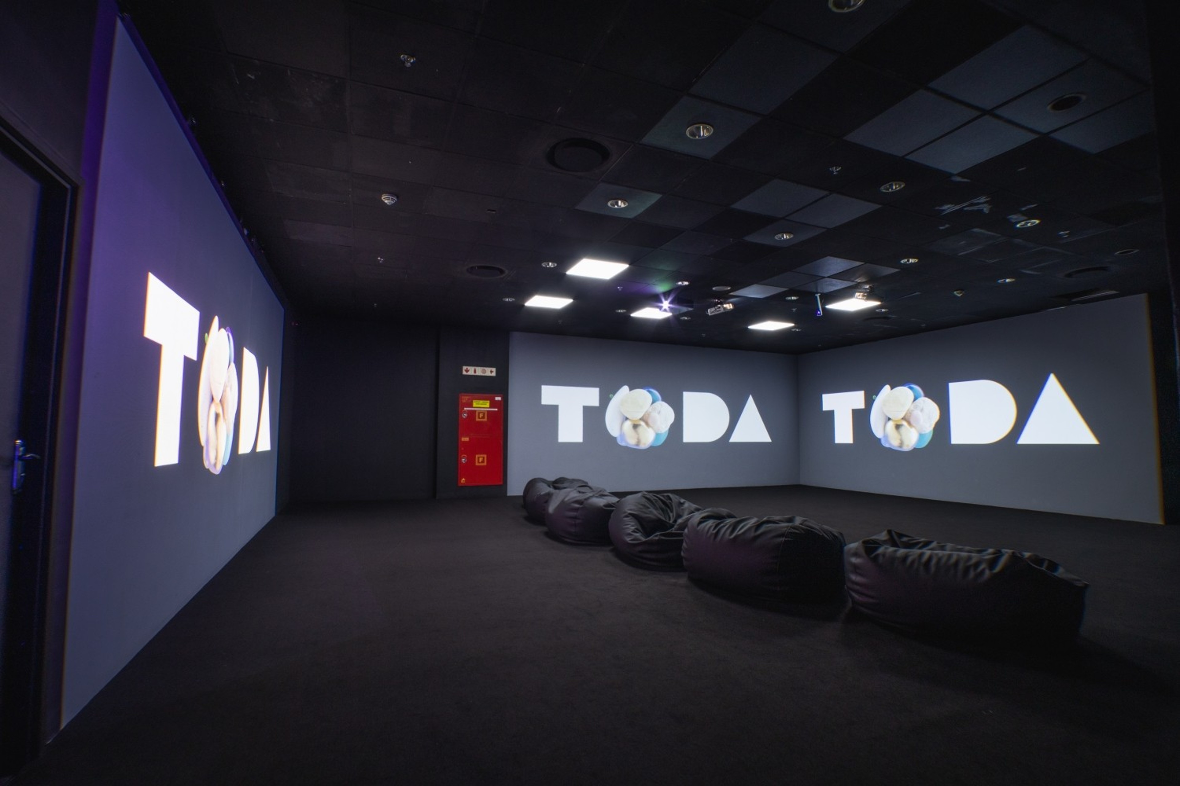 Immersive Interactive Room — photo 2