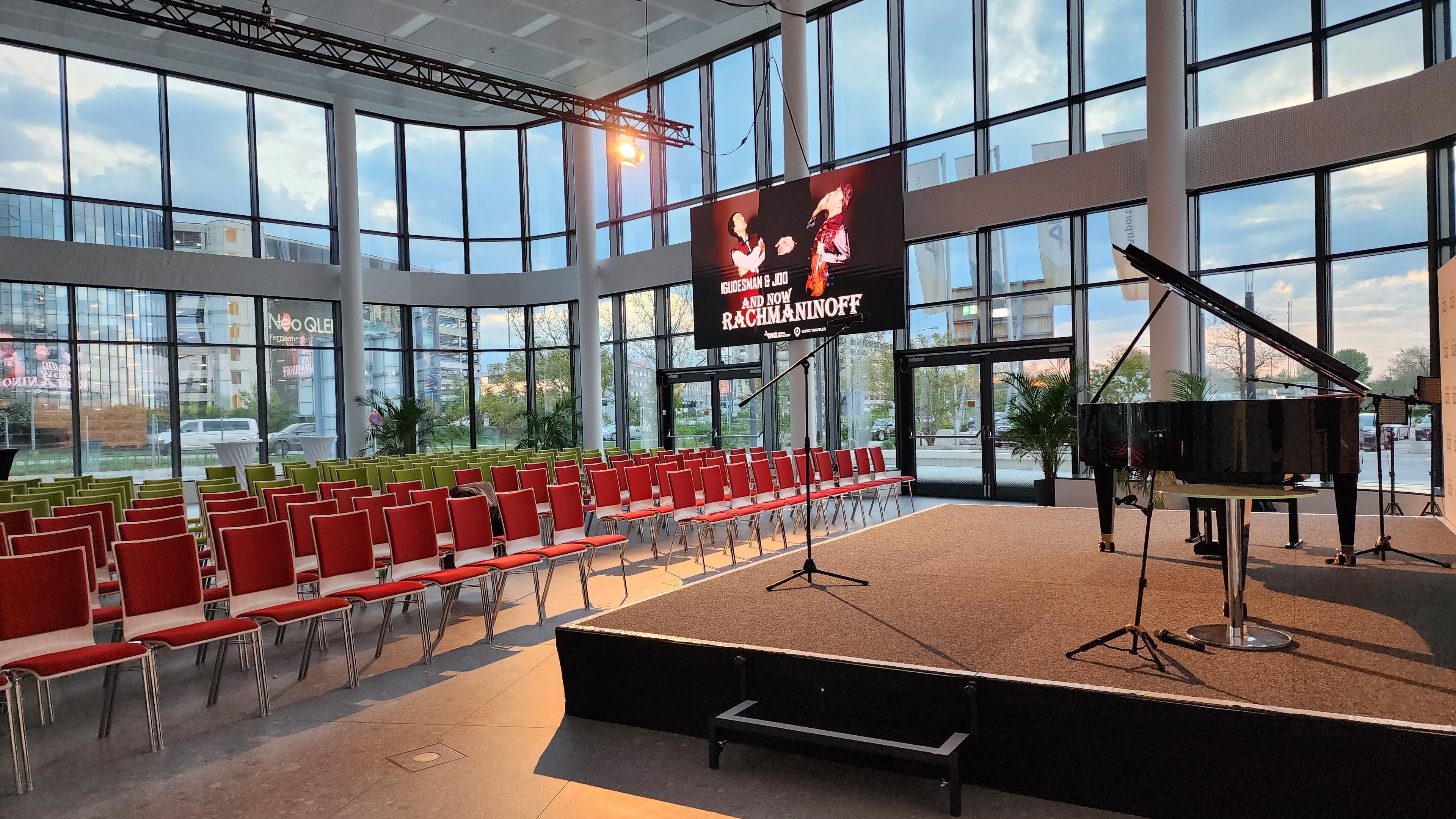 Concert Hall at Vienna International Airport — foto 5