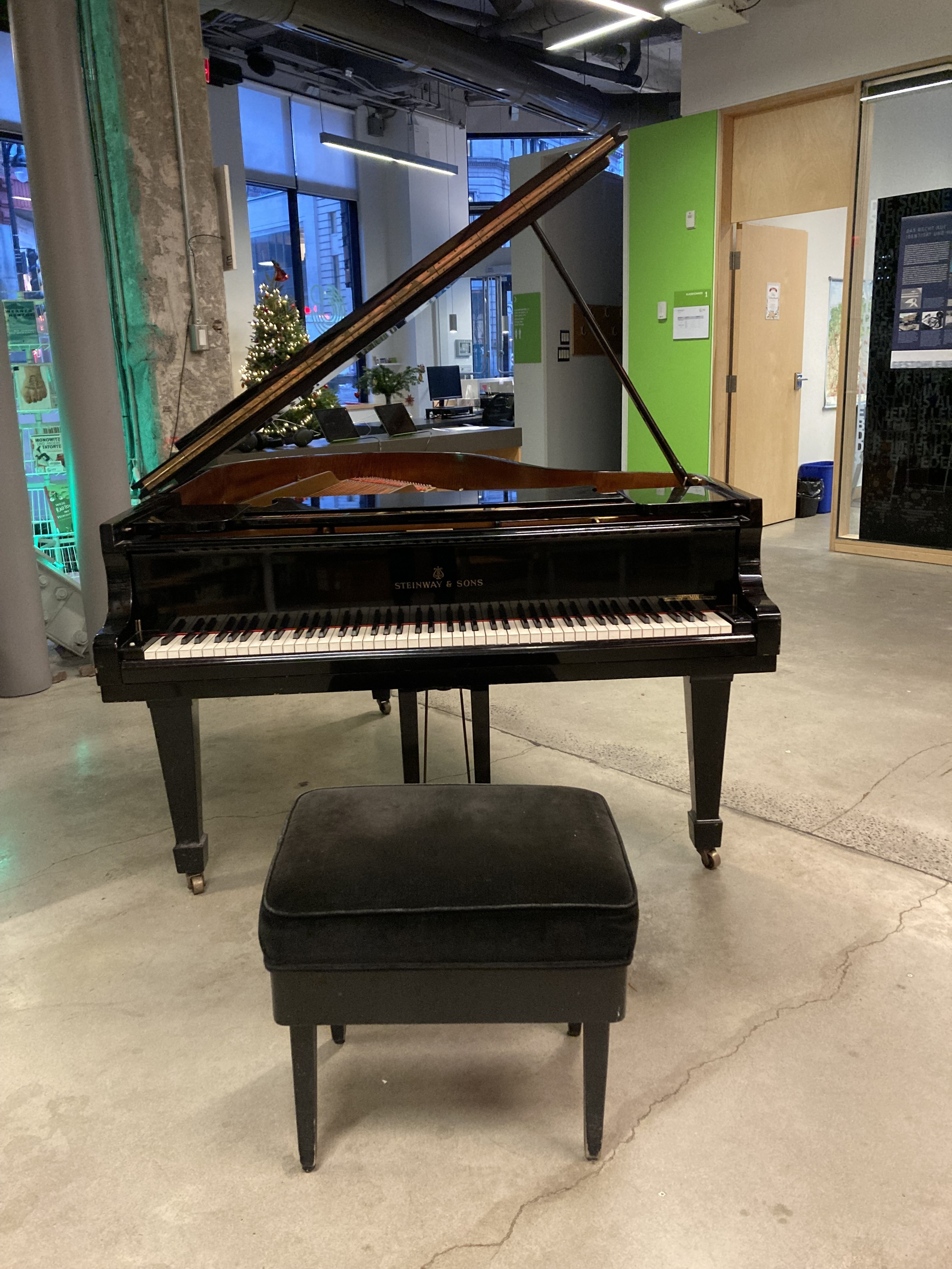 Concert @ Goethe Institut Montréal — photo 4