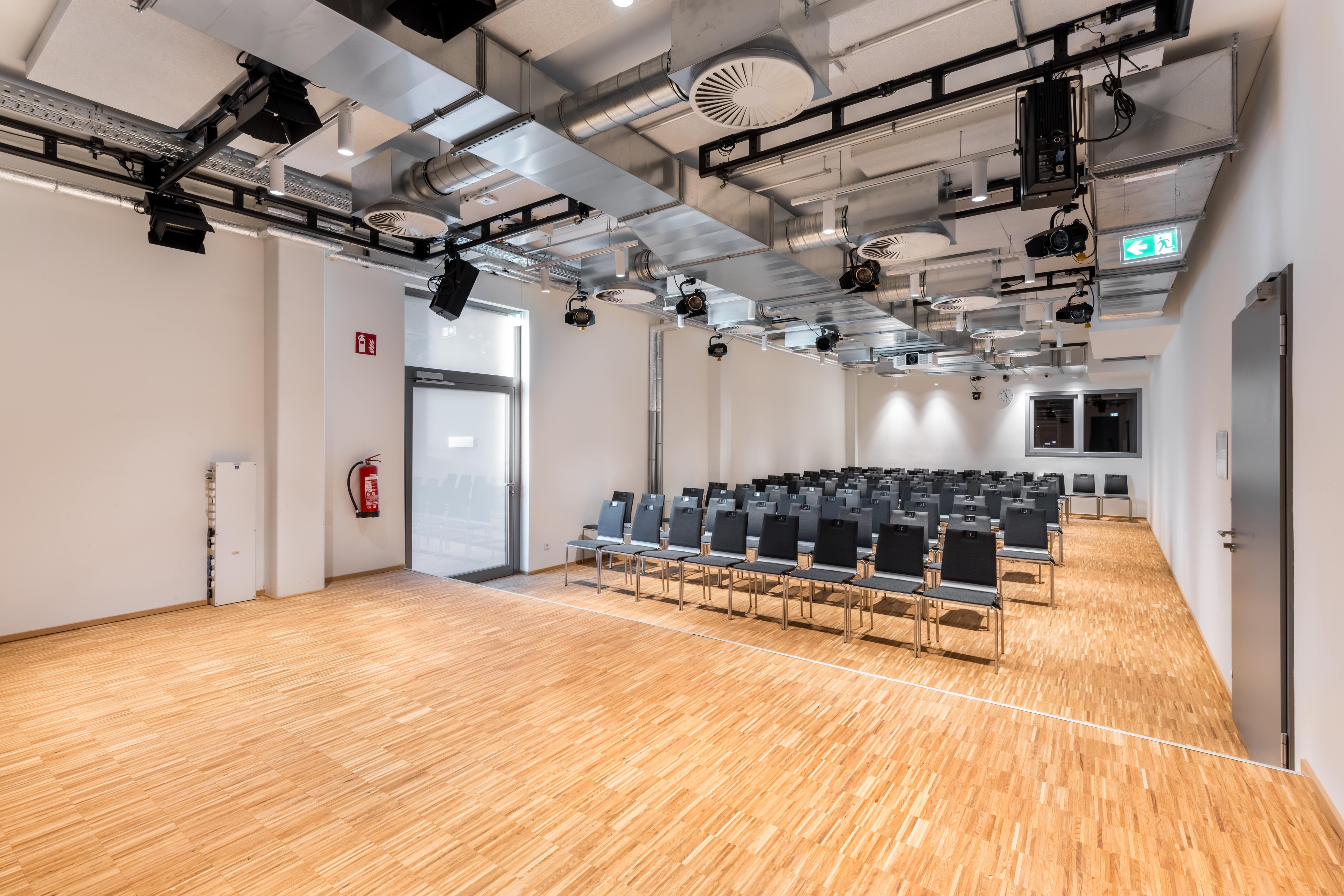 Small Hall - The Chamber Space — foto 2