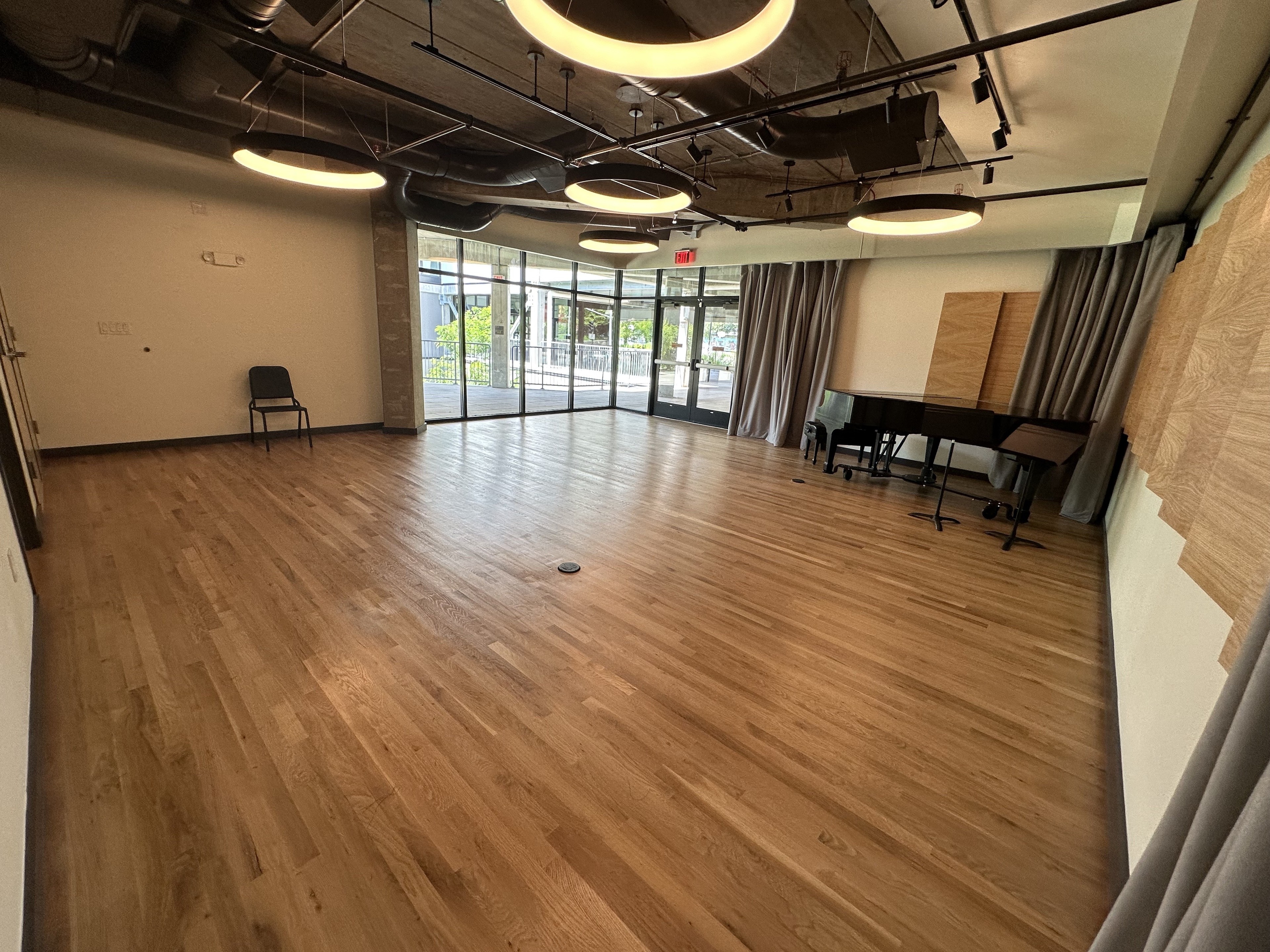 Performance Room — photo 3