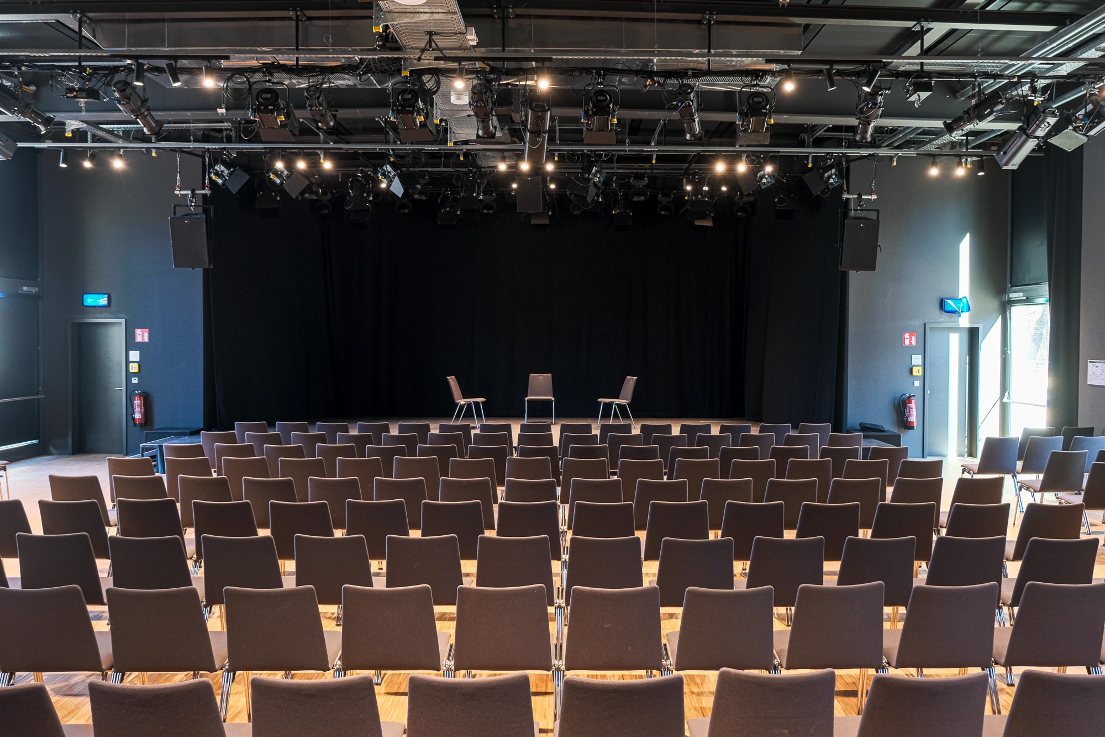 Saal X - The Signature Space — Foto 2