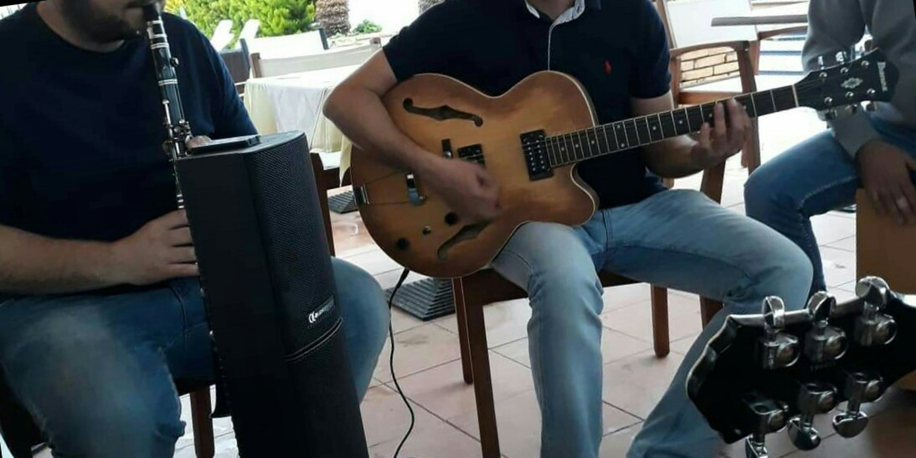 Jamming next to the sea — photo 2