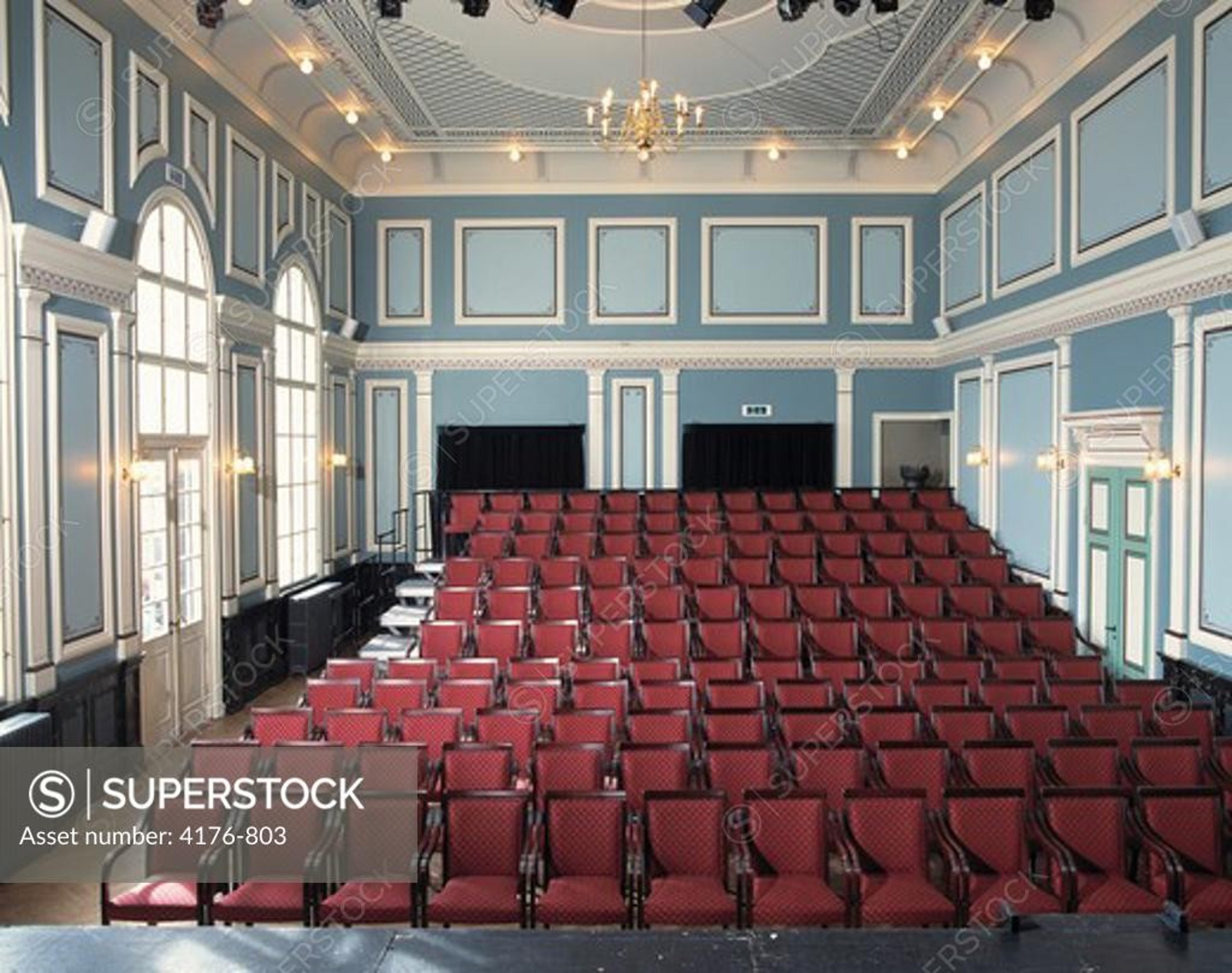 Culture House Iðnó  Big Ballroom, Concert Hall — foto 3