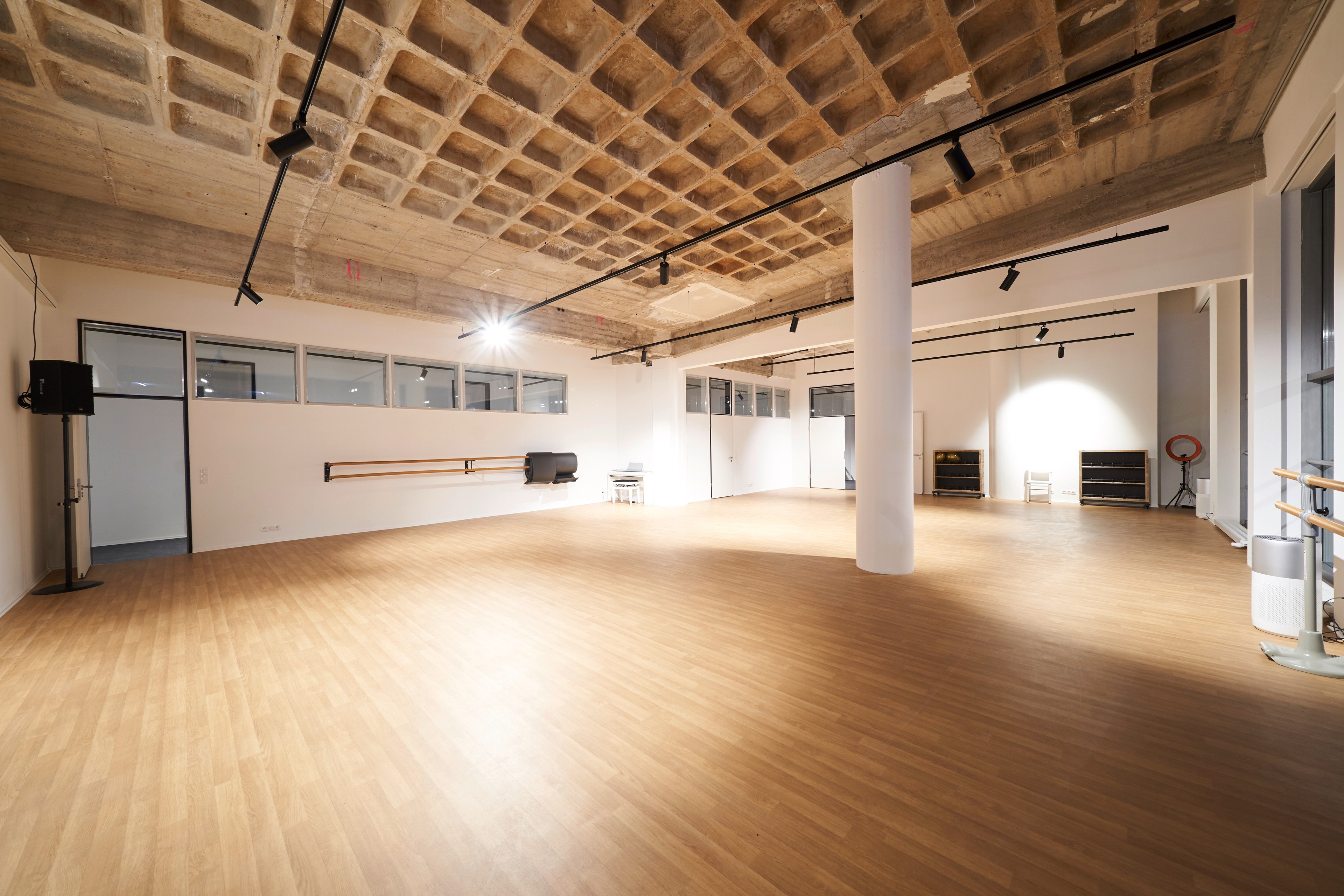 Dance Studio — photo 2