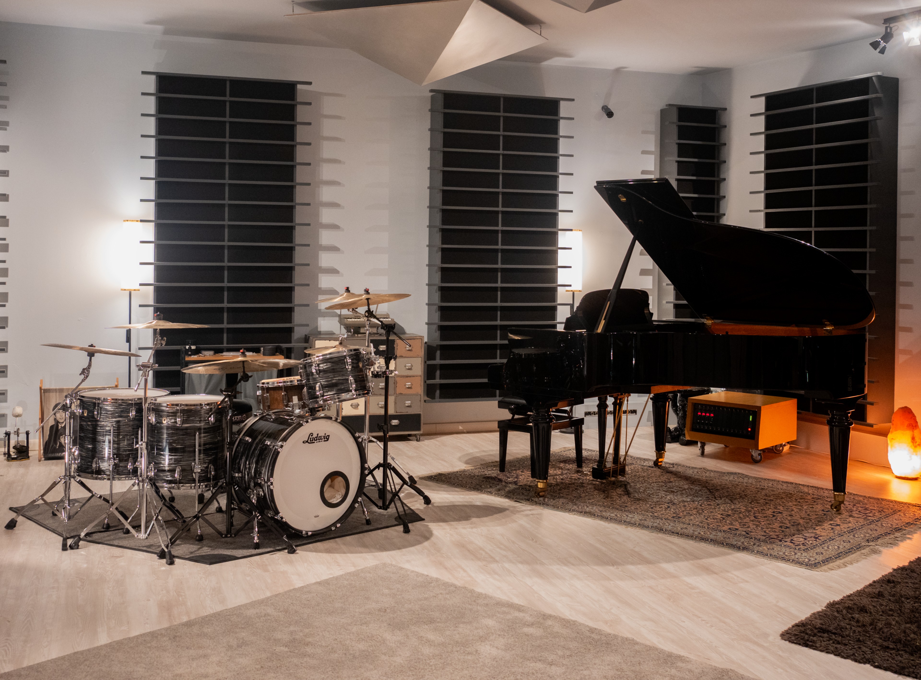 WhiteStudio 2.0 — Foto 4