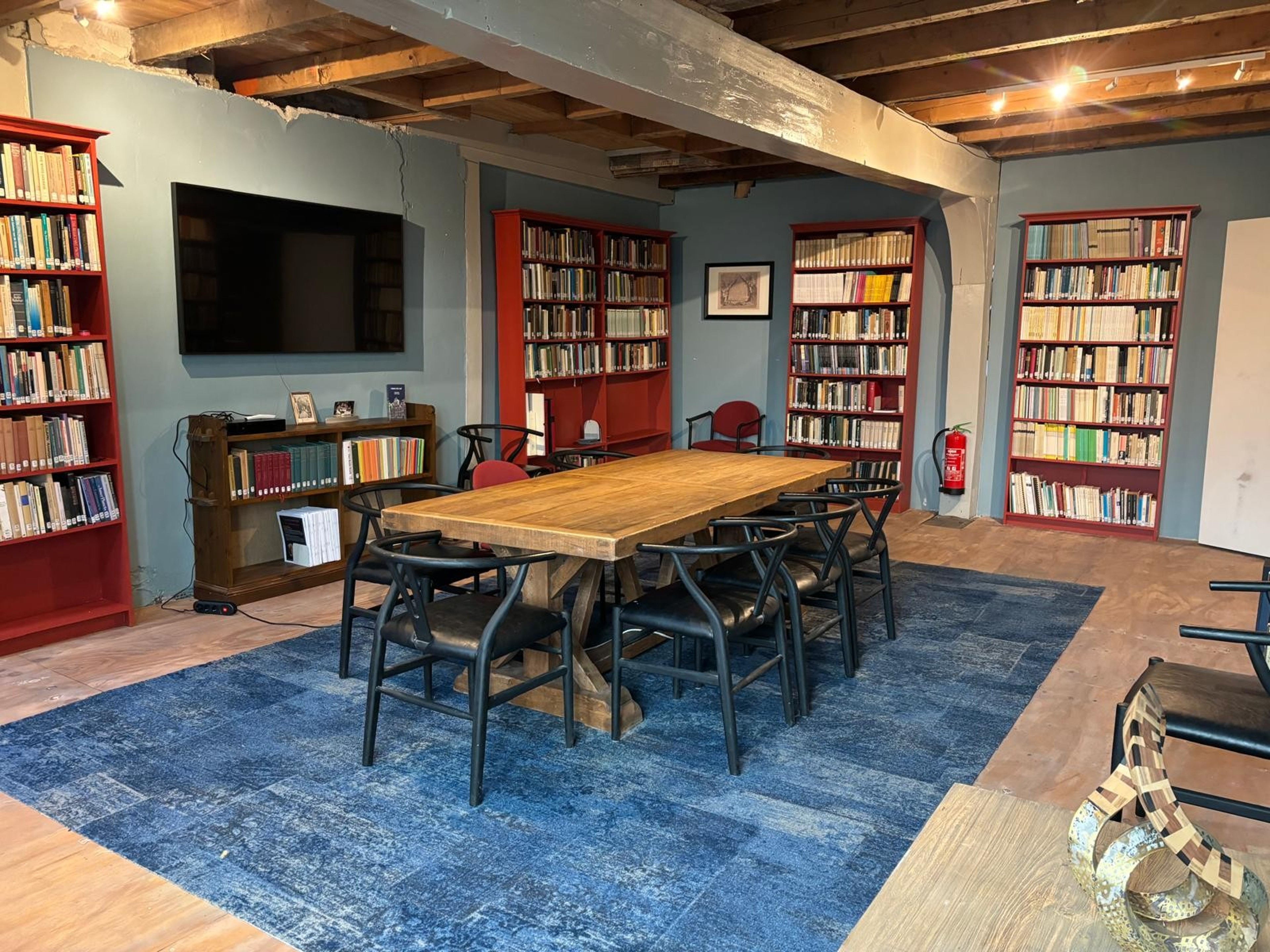 Jung Room - Private Library of Free Mind — photo 3