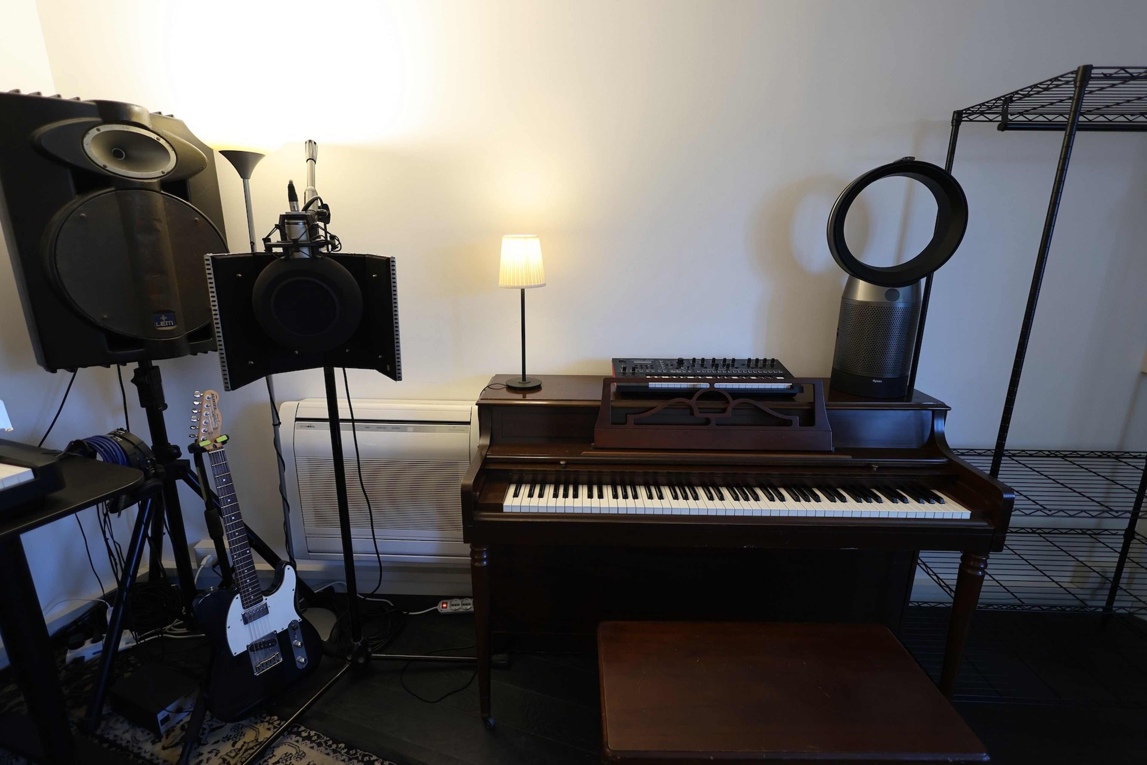 Production Room in Milan, with bed and parking — photo 2