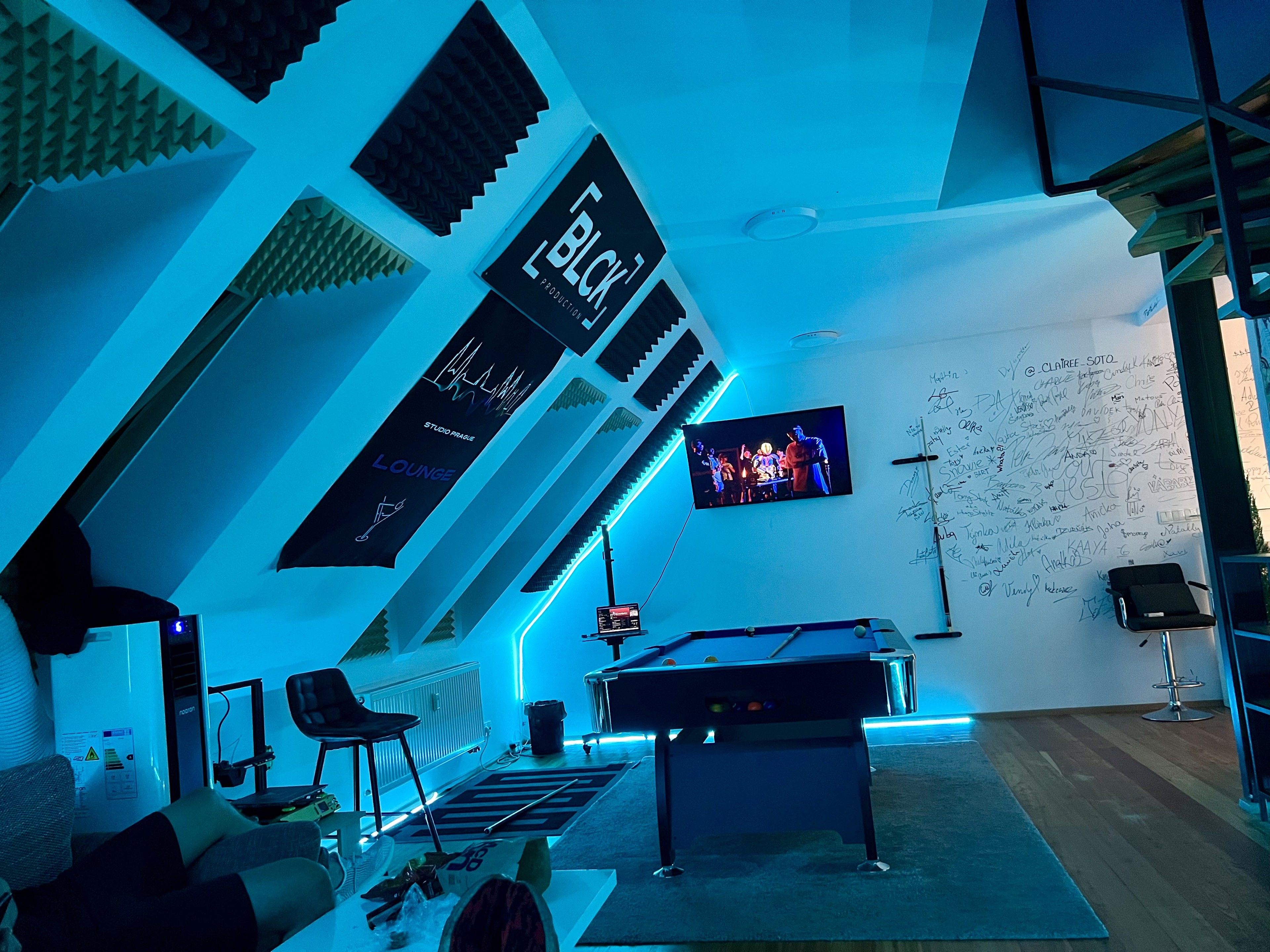 Recording and production studio with chill zone — Foto 4