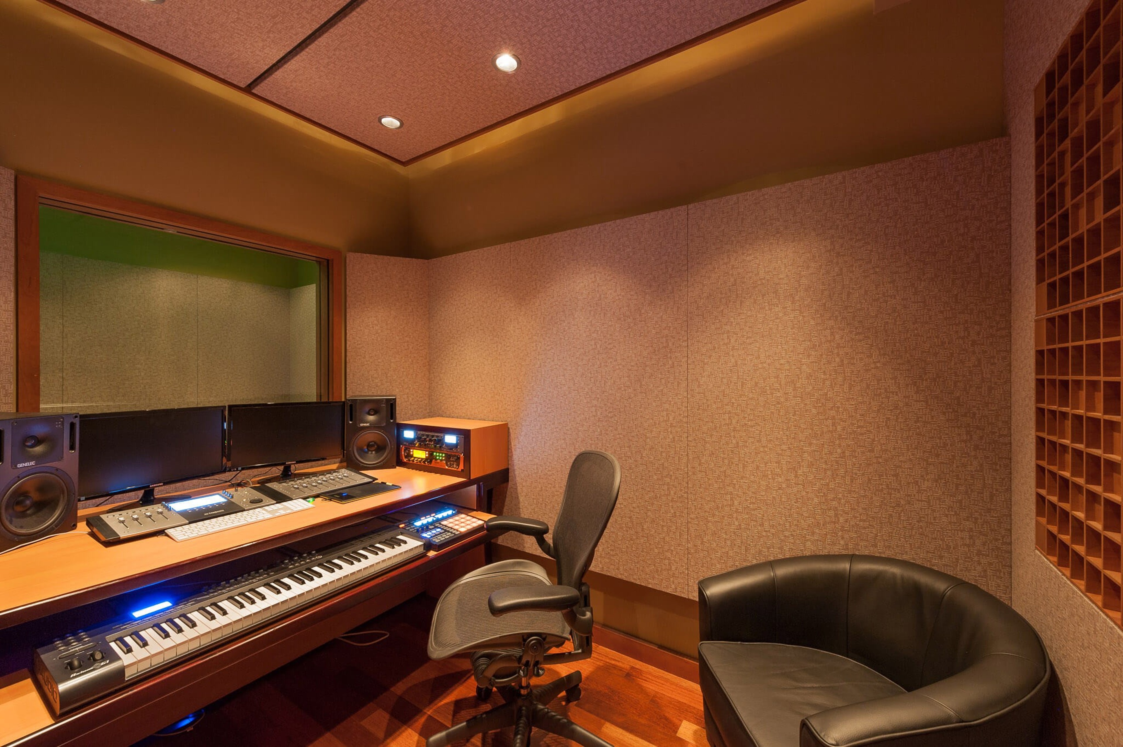 Sound Struck Studios — Foto 5