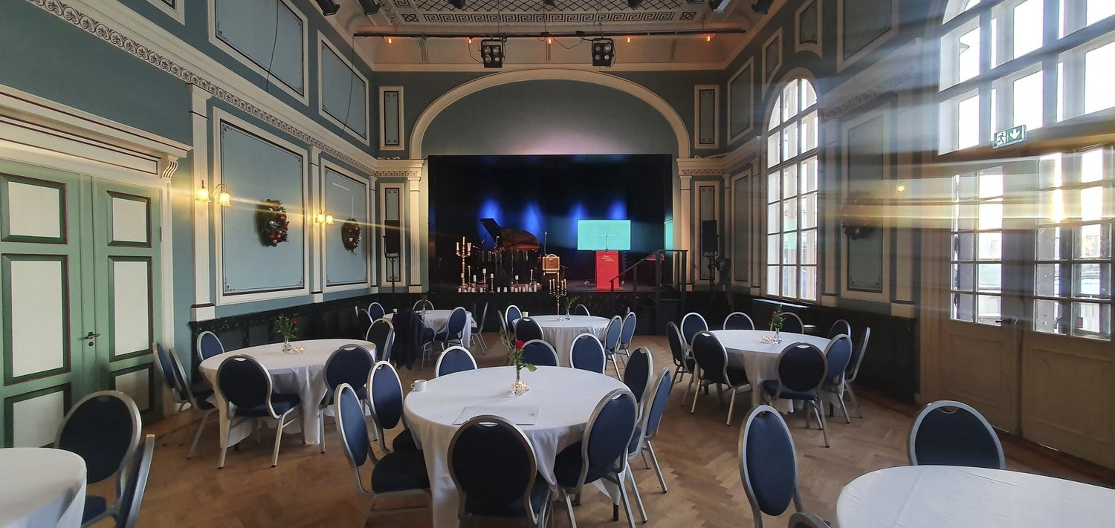 Culture House Iðnó  Big Ballroom, Concert Hall — foto 4