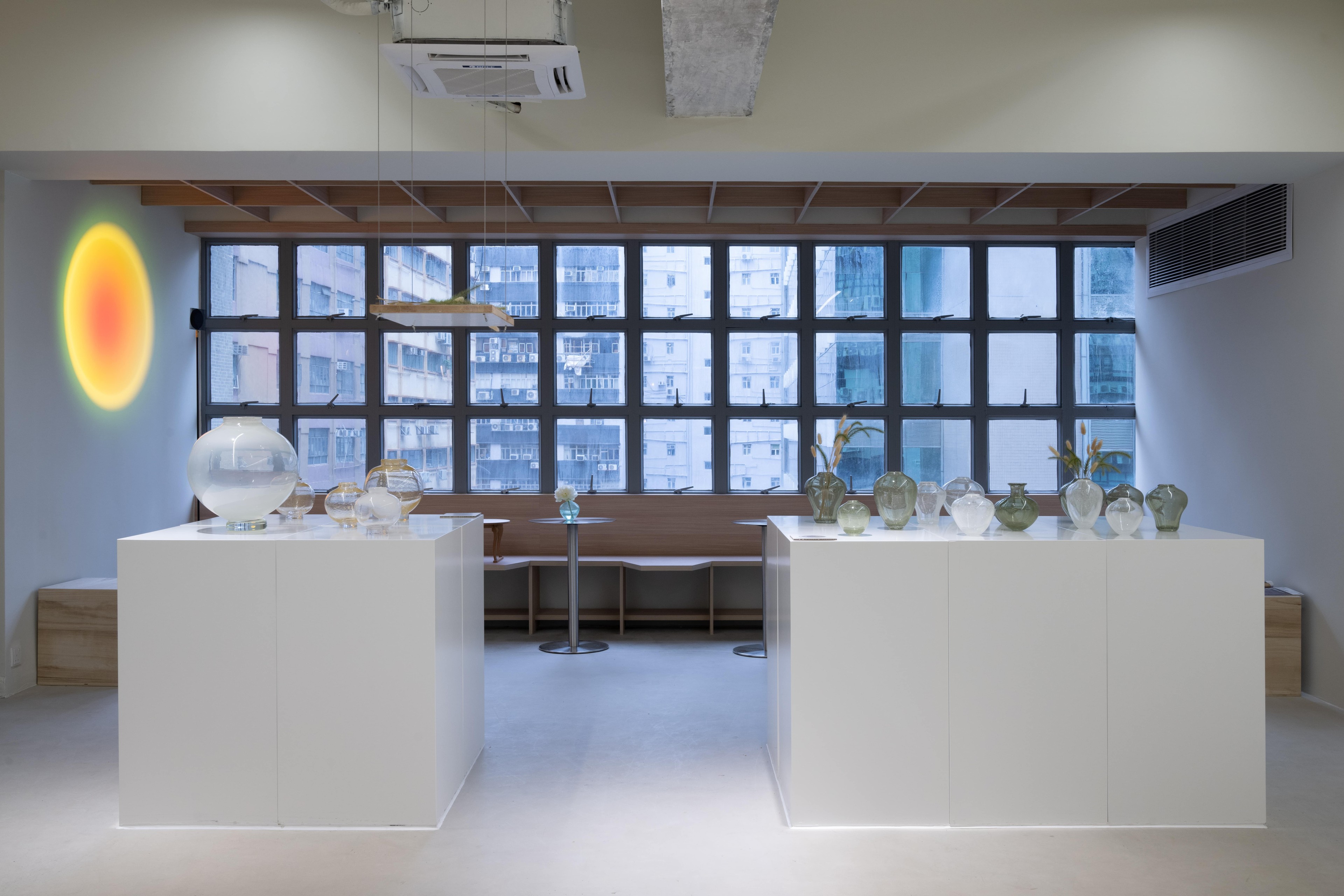 White square gallery space — Foto 5