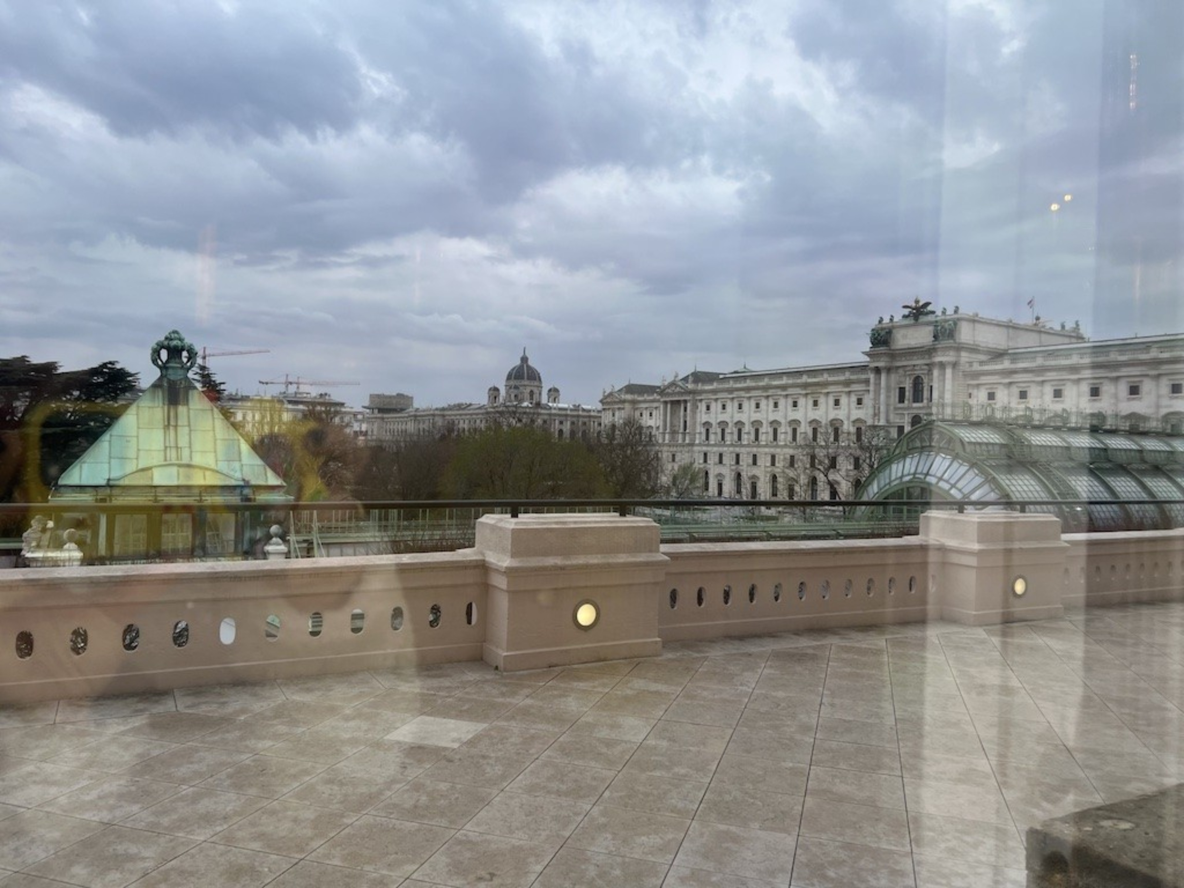 Albertina Museum - Terrace — Foto 4