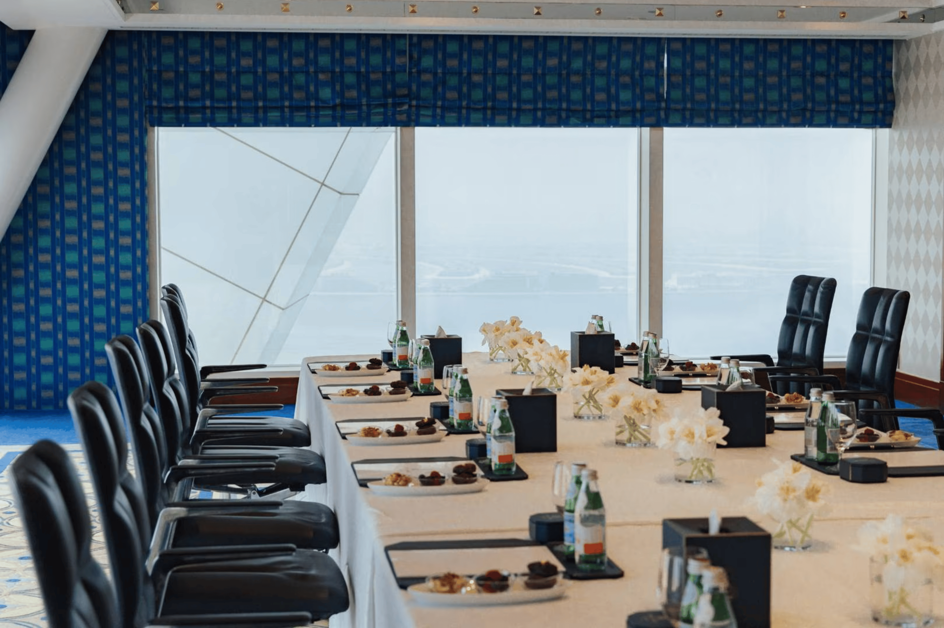 Where Strategy Meets Style — foto 3