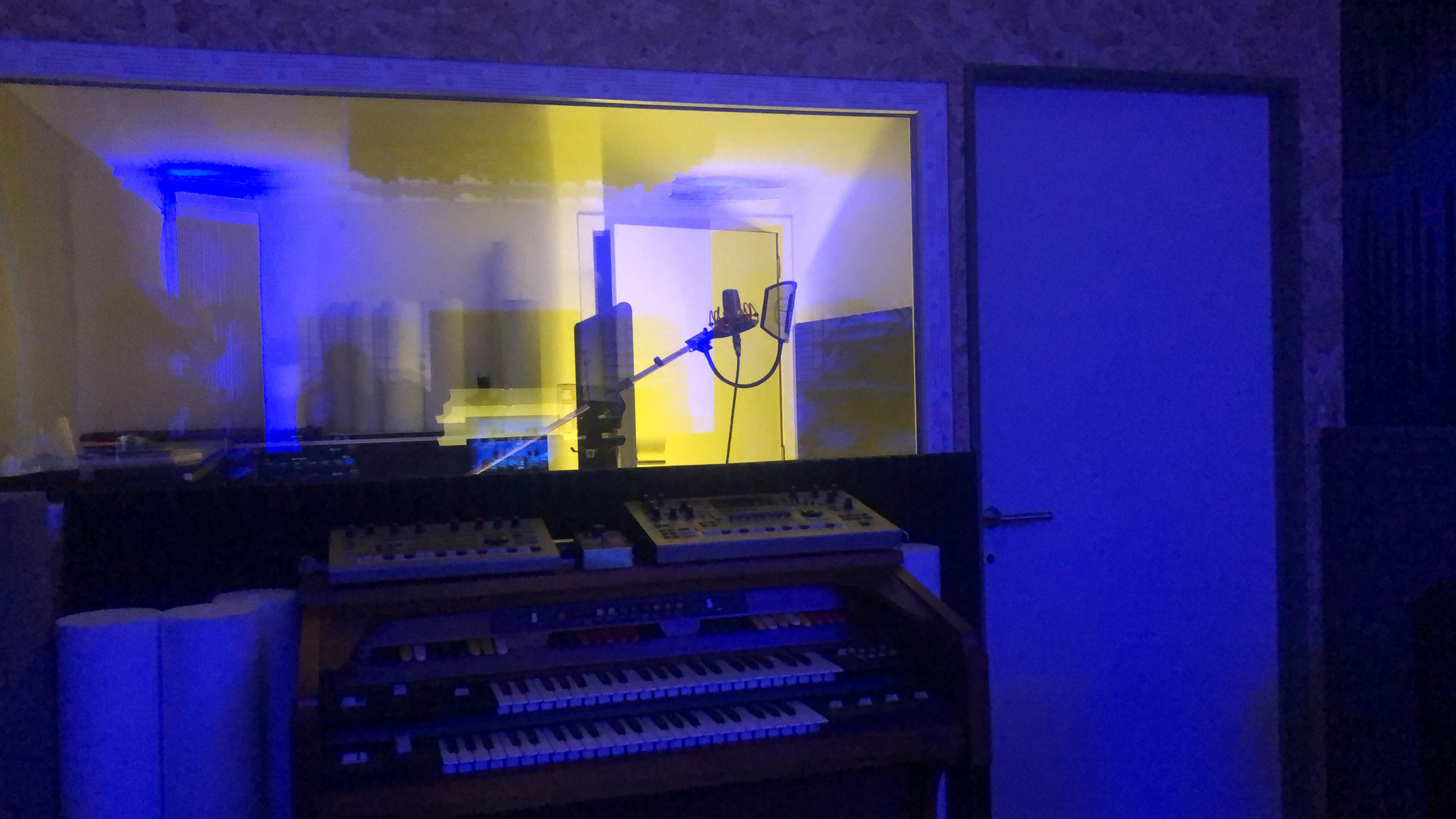 MERAYAH STUDIO: Because Music Is a Passion! — foto 5
