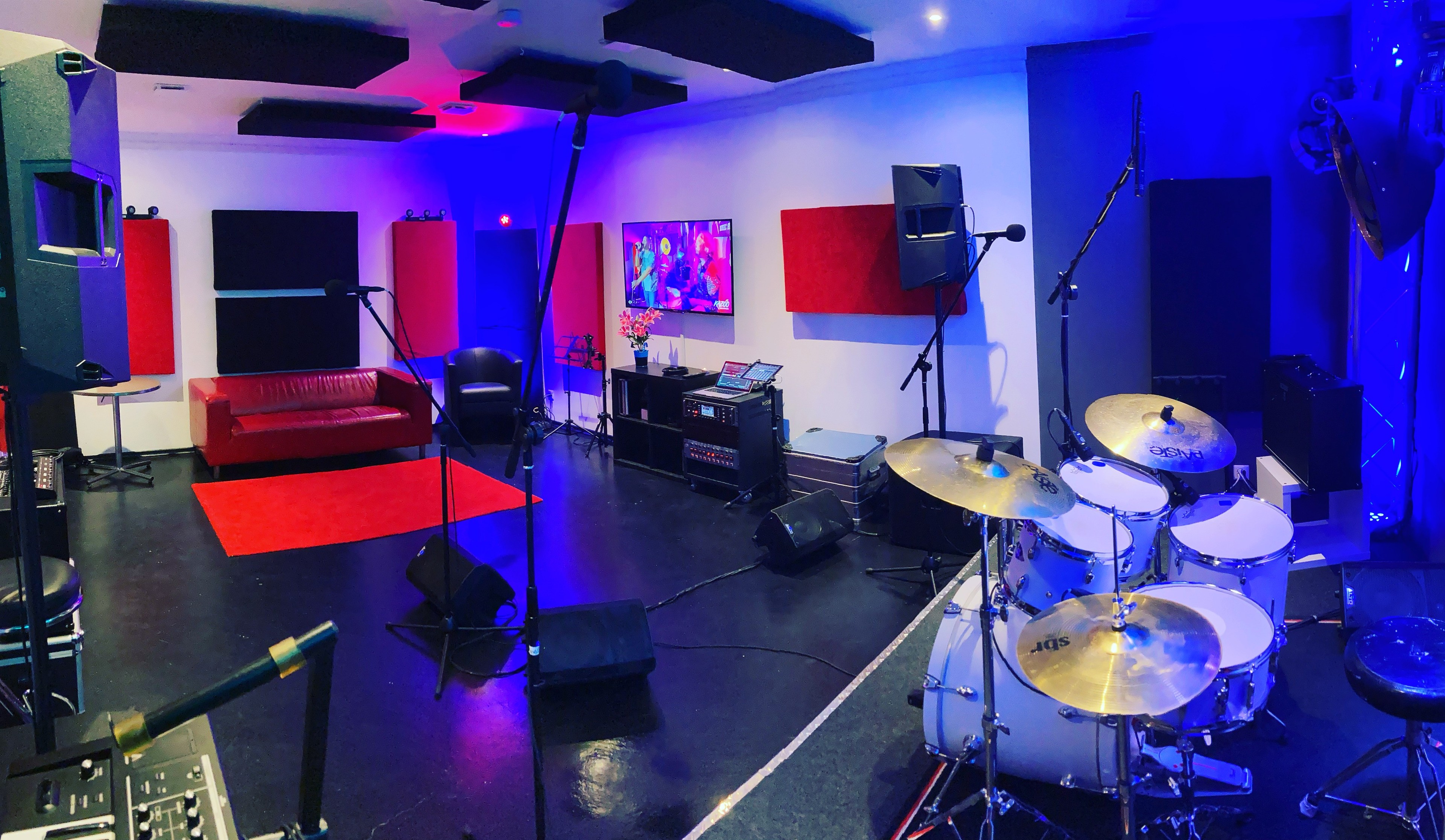 Kazoo Music Studios - Rehearsal Studio "Stage" — Foto 4
