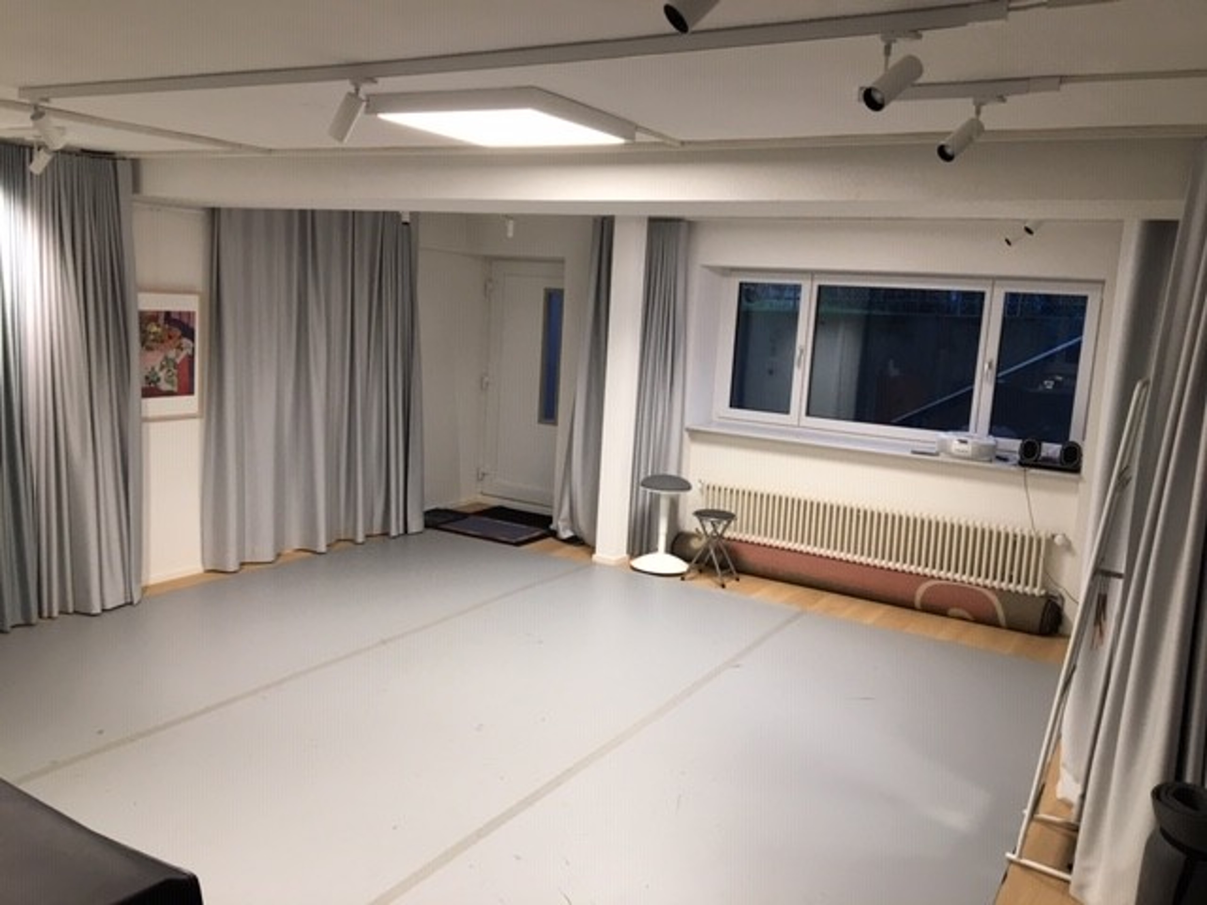 Studio for music, dance, yoga,...two Grand Pianos! — foto 3