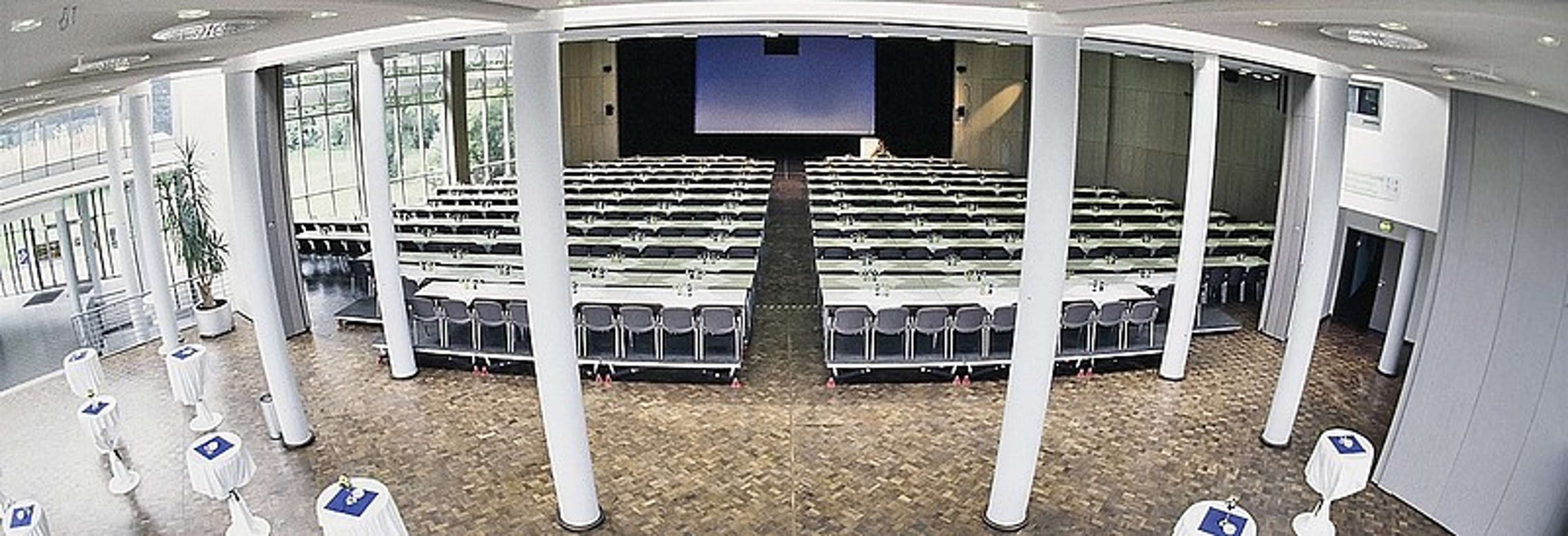 Large Hall — foto 4