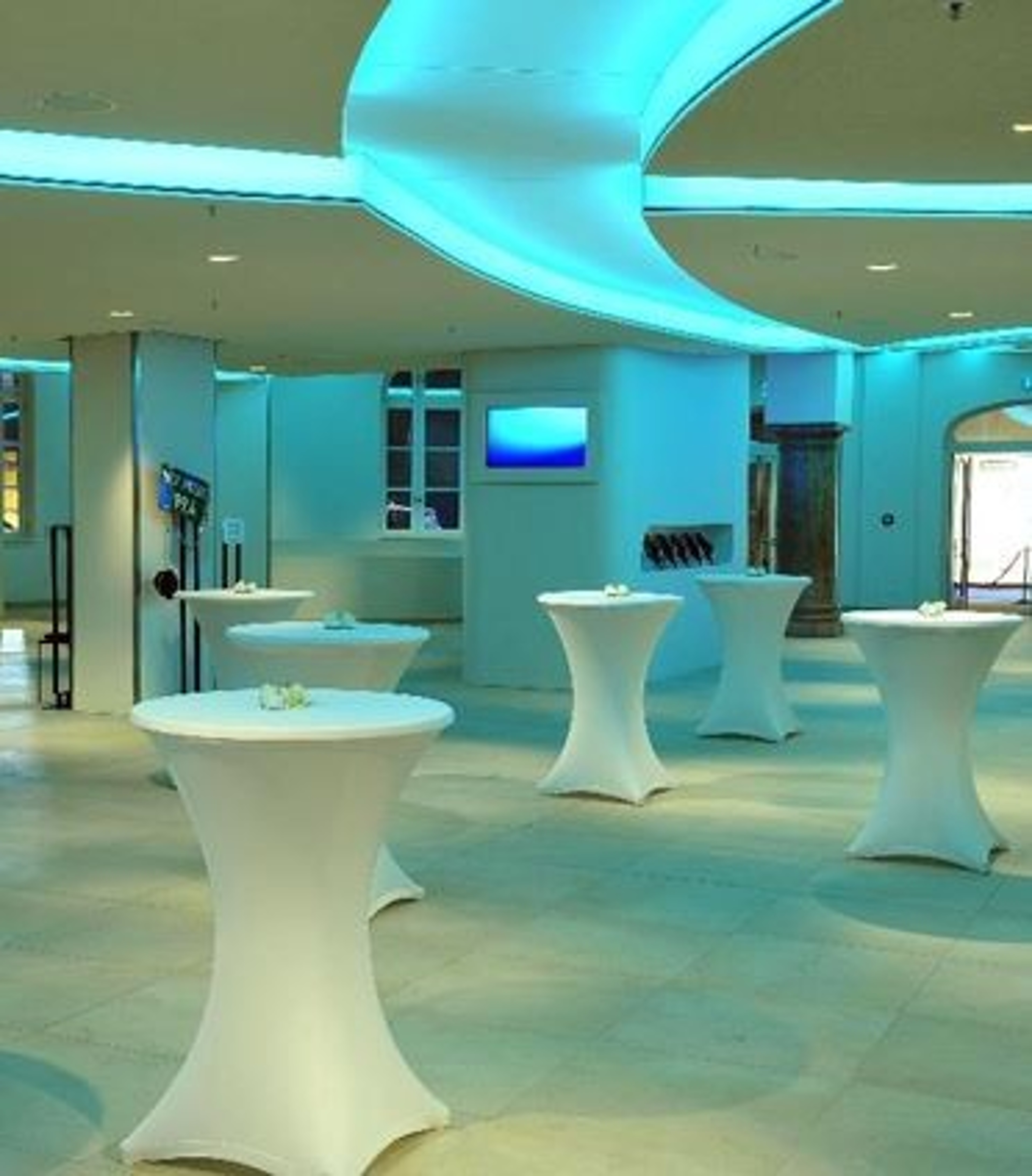 Elegant spaces for exclusive gatherings — Foto 5