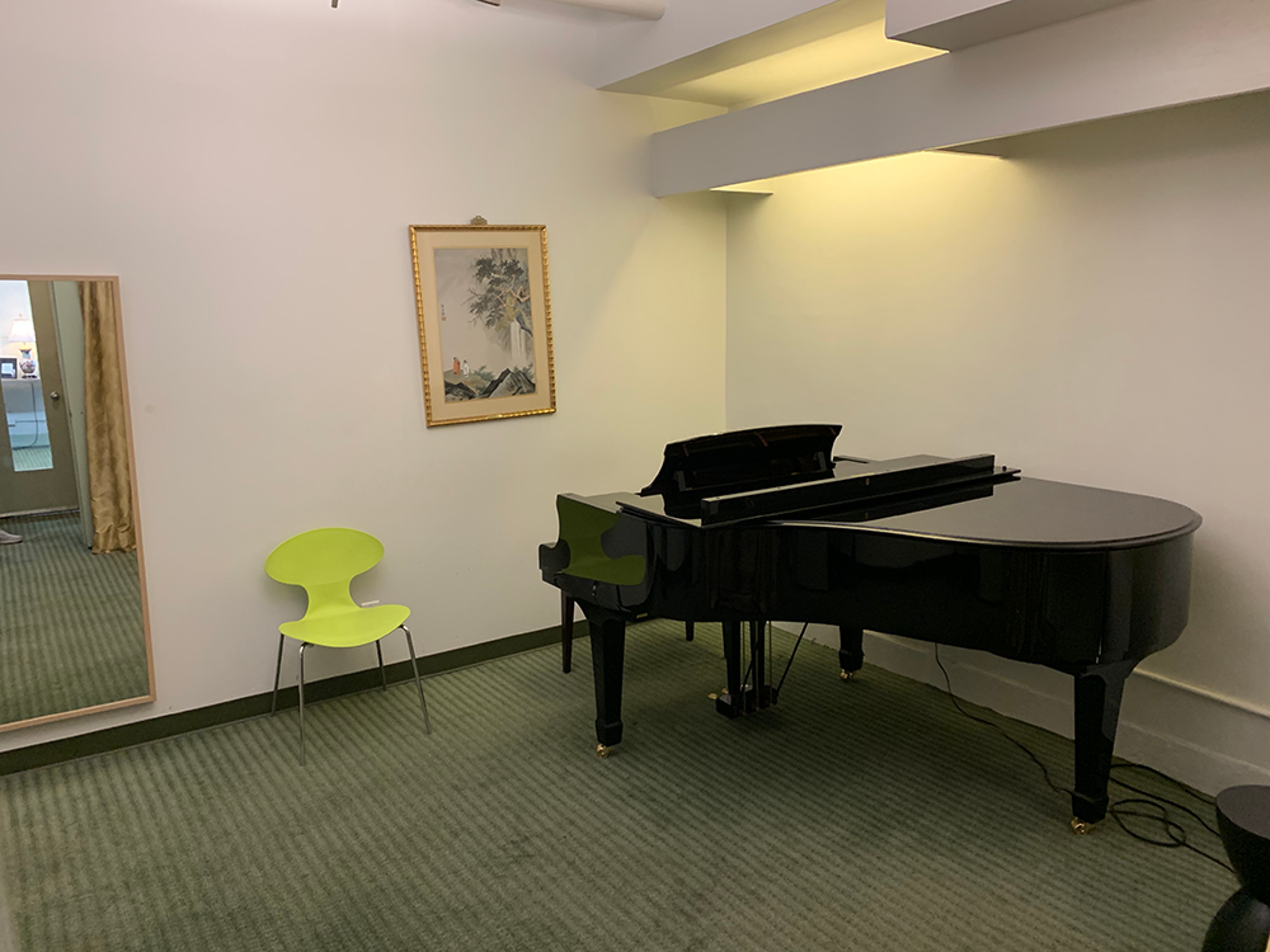Steinway Grand Piano Rehearsal Studio — Foto 3