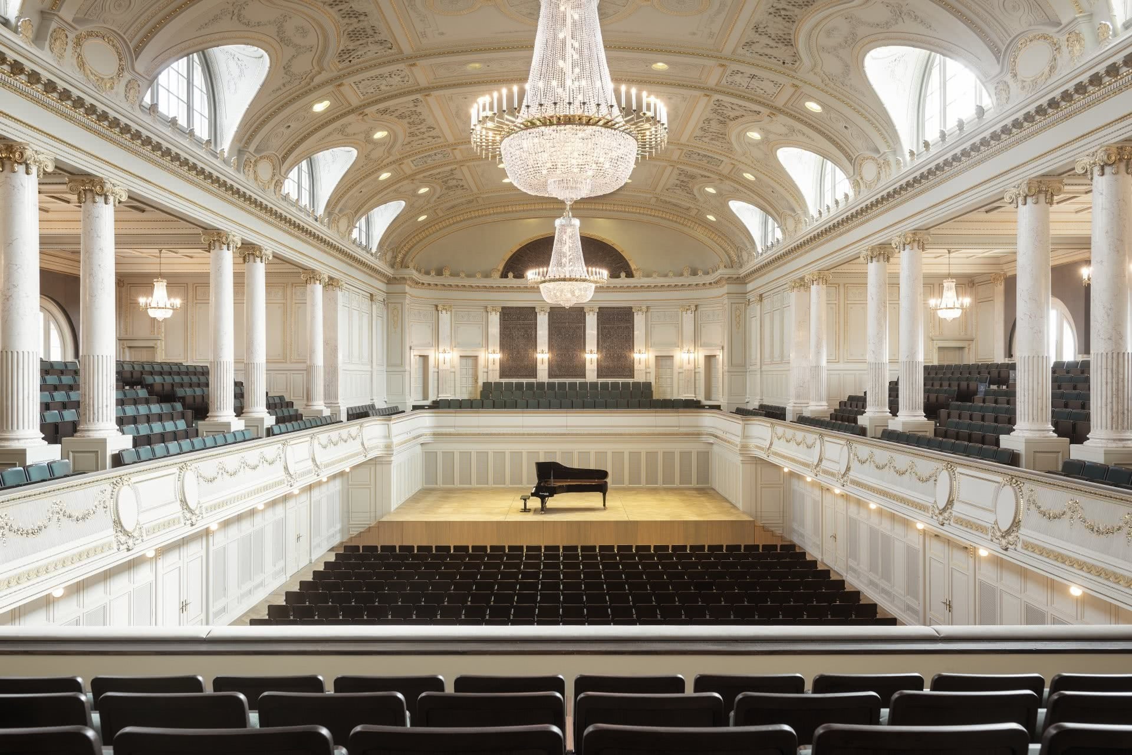 GROSSER SAAL - Casino Bern — Foto 2