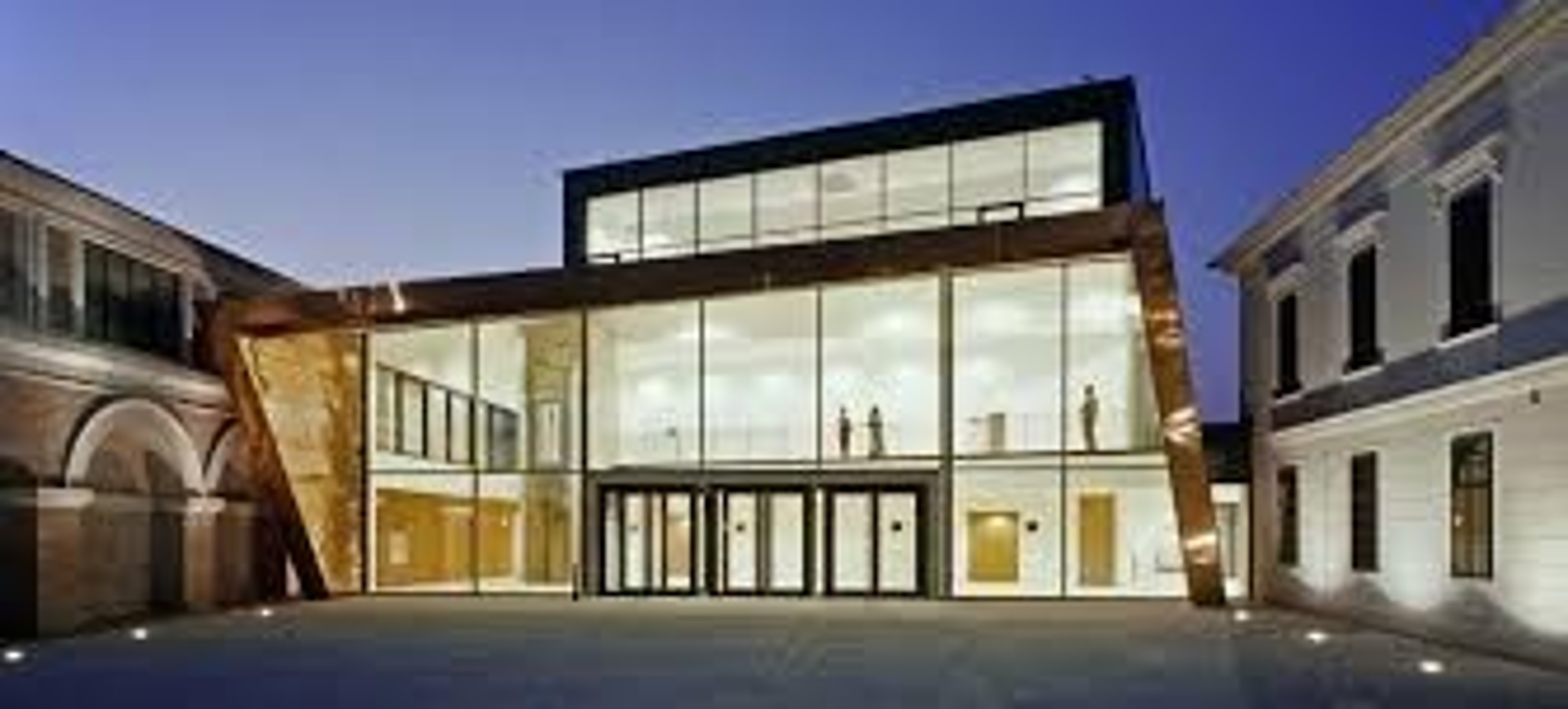 Majestic Auditorium for Concerts and Performances — Foto 2