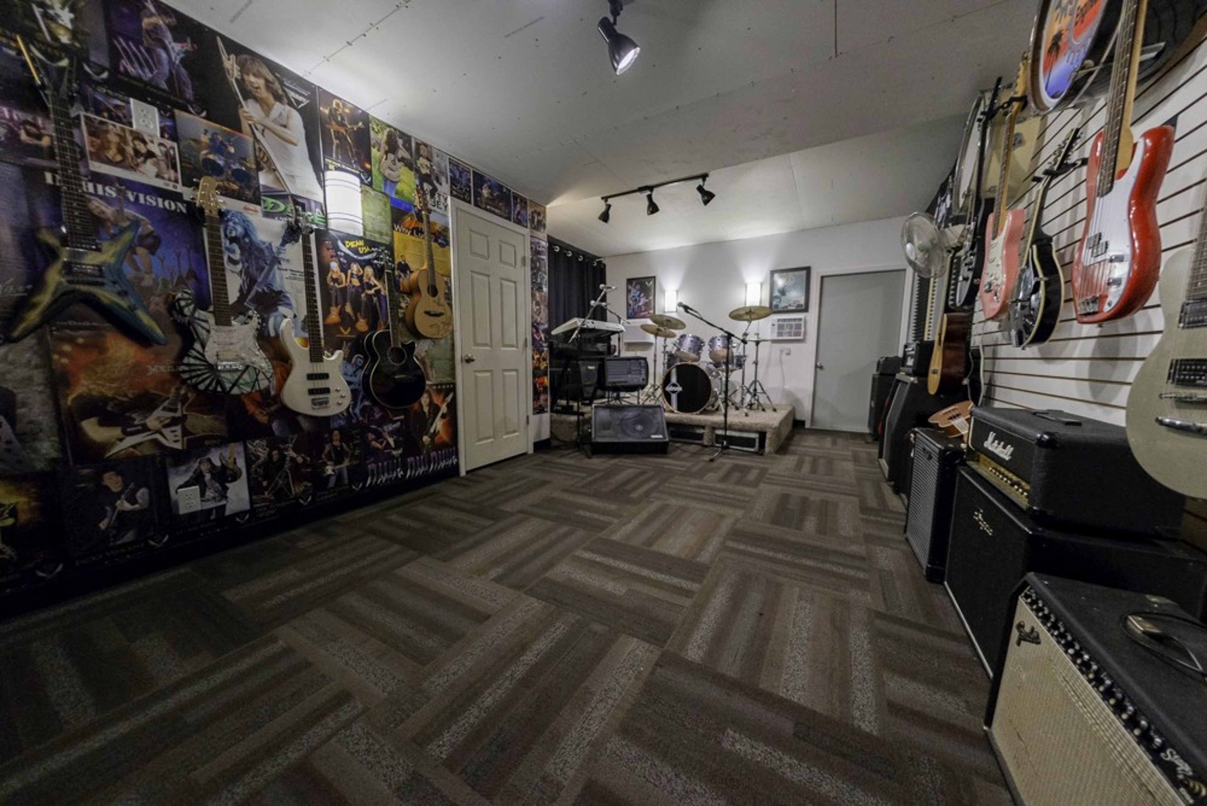 Master Peace Studios - Premiere Live Room — Foto 2